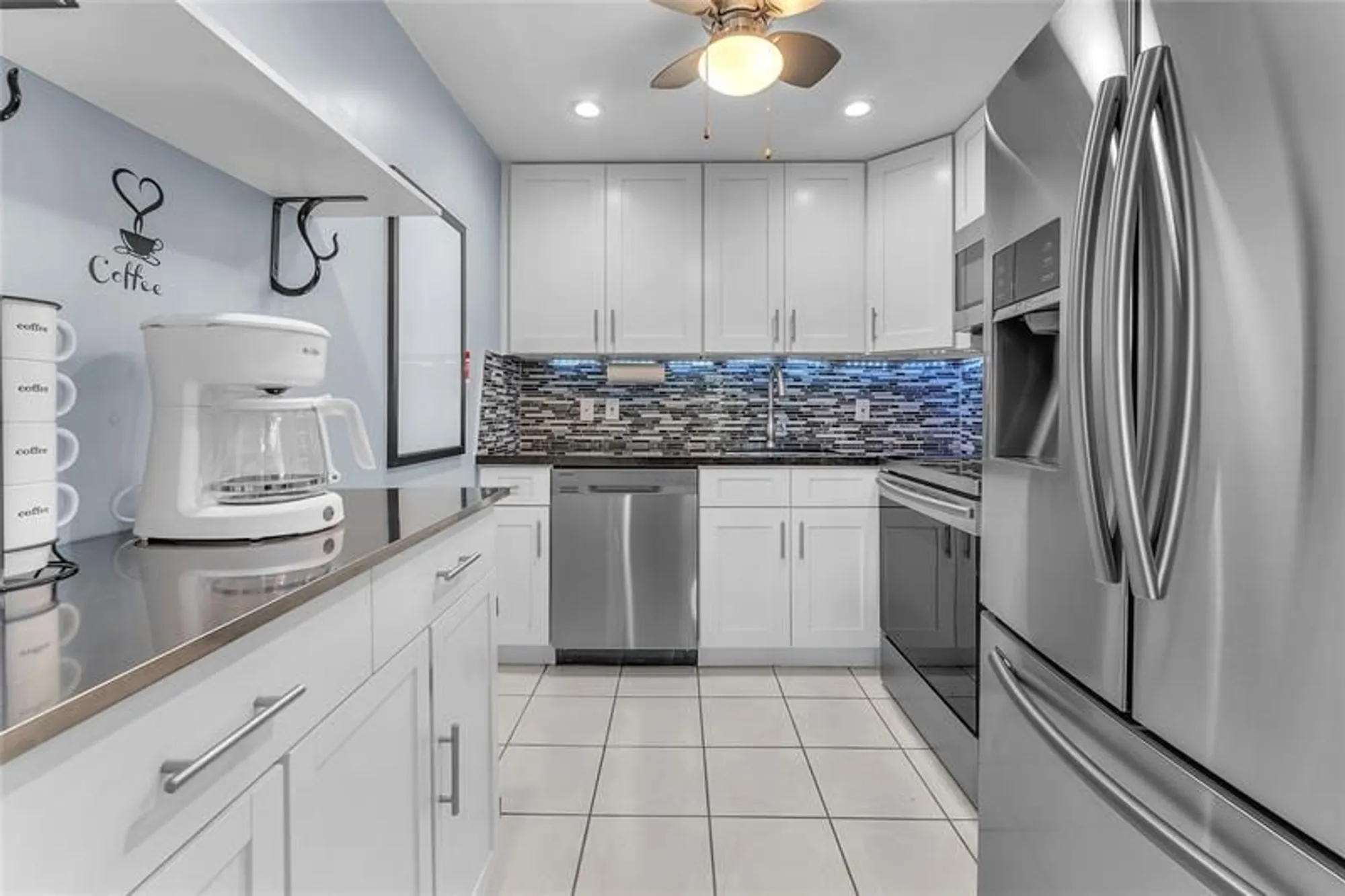 Property Slideshow image 6 of 23 | 290 farnham m # 290, Deerfield Beach, FL, 33442