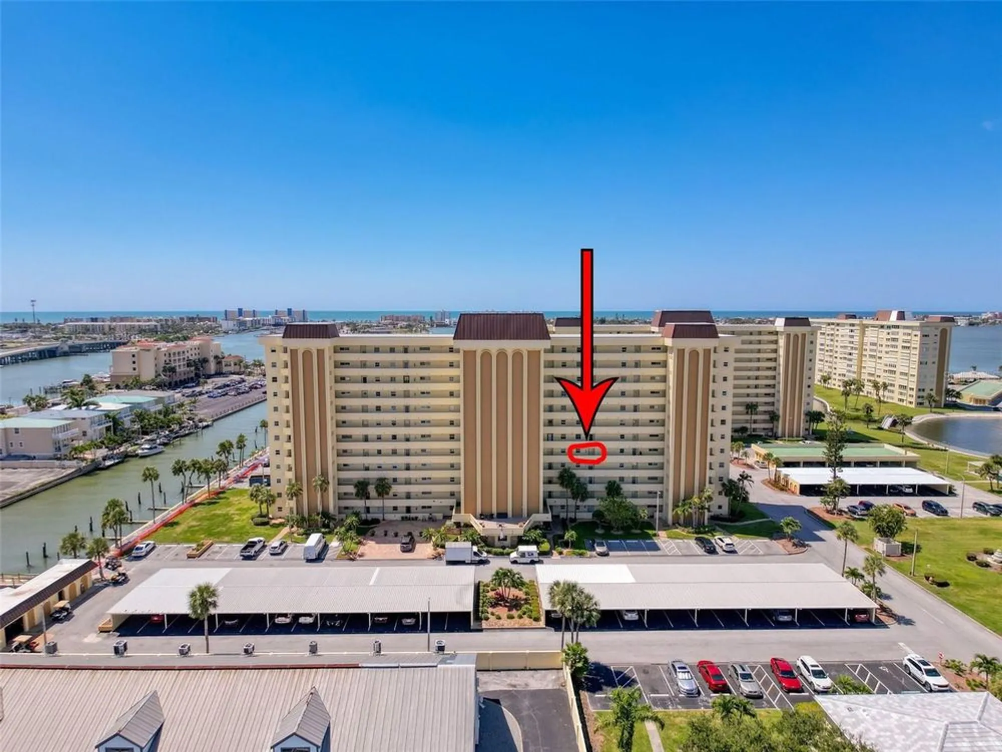 Property Slideshow image 24 of 32 | 4550 cove cir apt 507, St Petersburg, FL, 33708