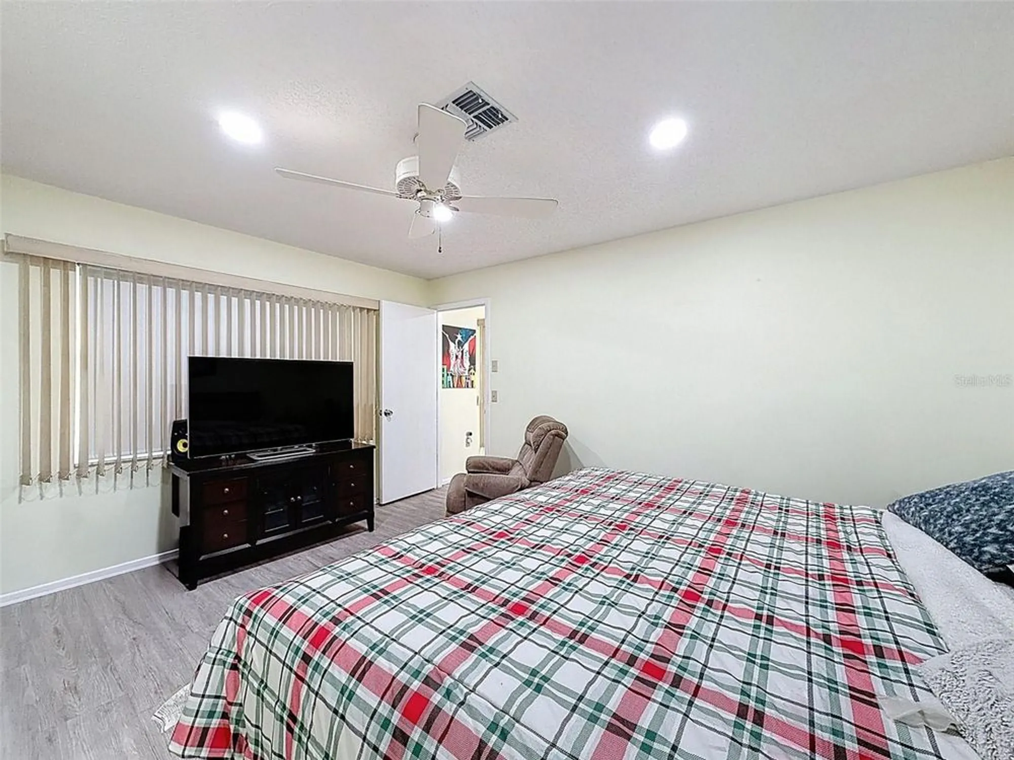 Property Slideshow image 19 of 26 | 11220 elderberry dr, Port Richey, FL, 34668