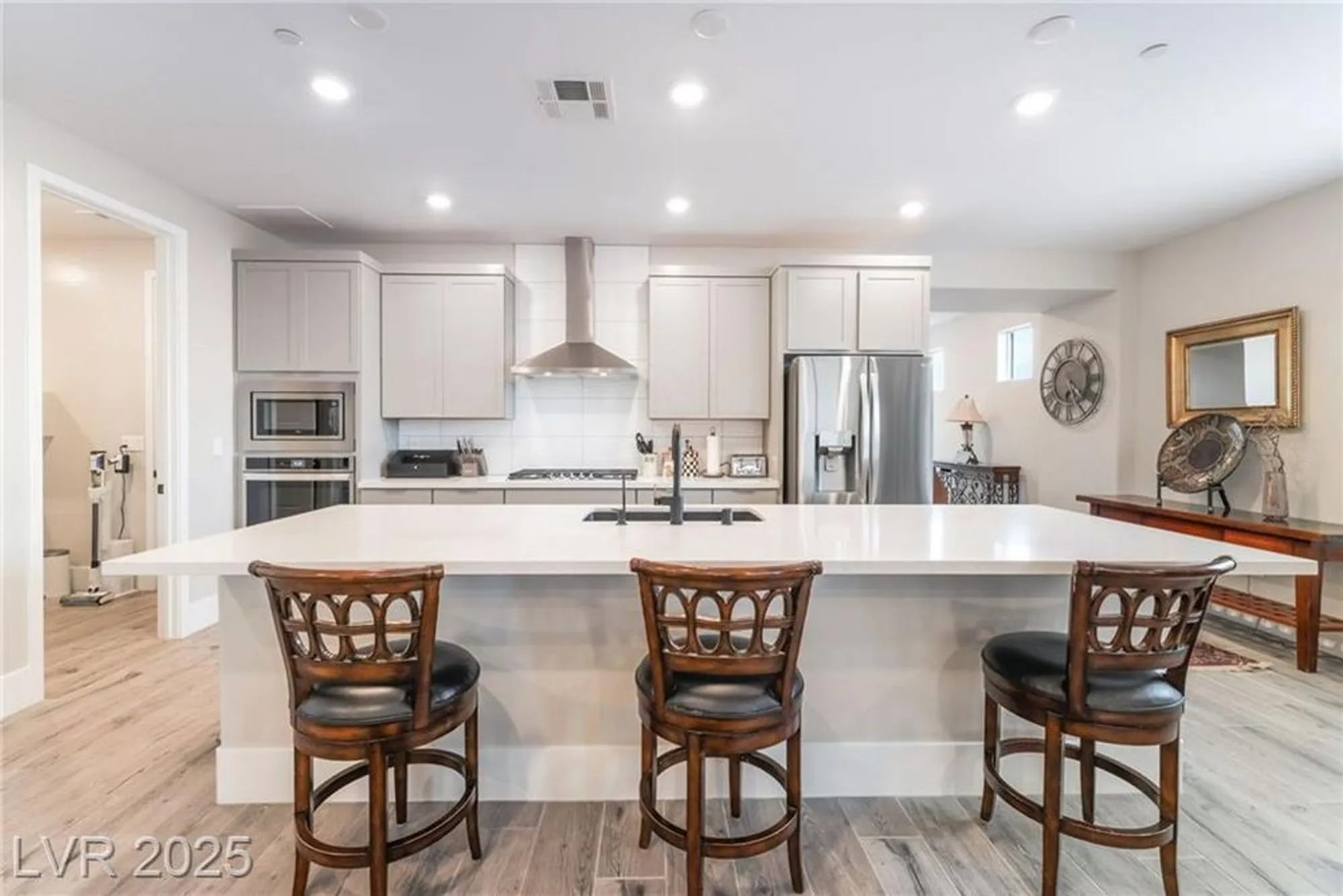 Property Slideshow image 11 of 43 | 9553 jadeite ln, Las Vegas, NV, 89143
