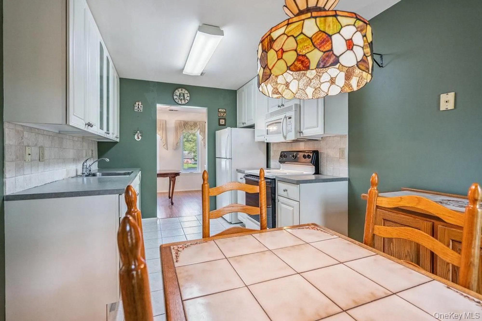 Property Slideshow image 17 of 35 | 914 fenway rd, Saint James, NY, 11780