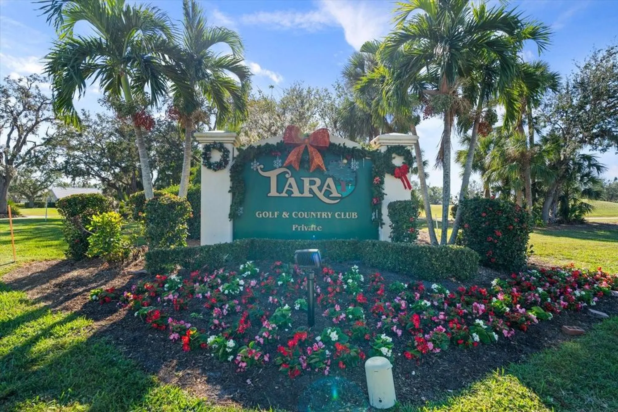 Property Slideshow image 61 of 67 | 6908 drewrys blf apt 711, Bradenton, FL, 34203