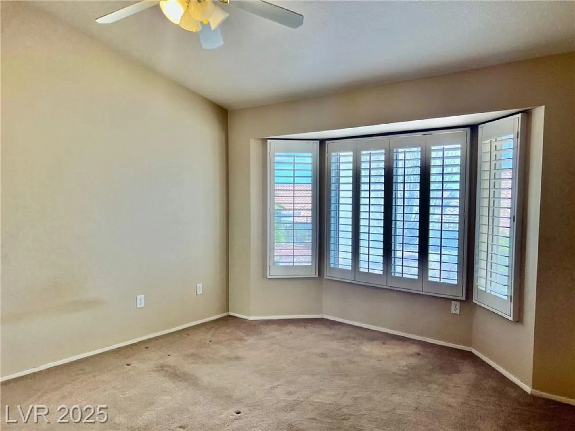 Property Slideshow image 10 of 23 | 3004 lotus hill dr, Las Vegas, NV, 89134