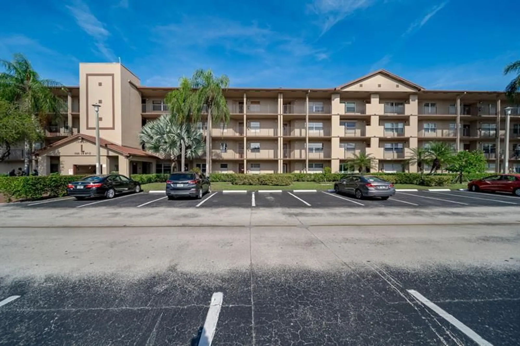 Property Slideshow image 19 of 54 | 13105 sw 16th ct 209l, Pembroke Pines, FL, 33027