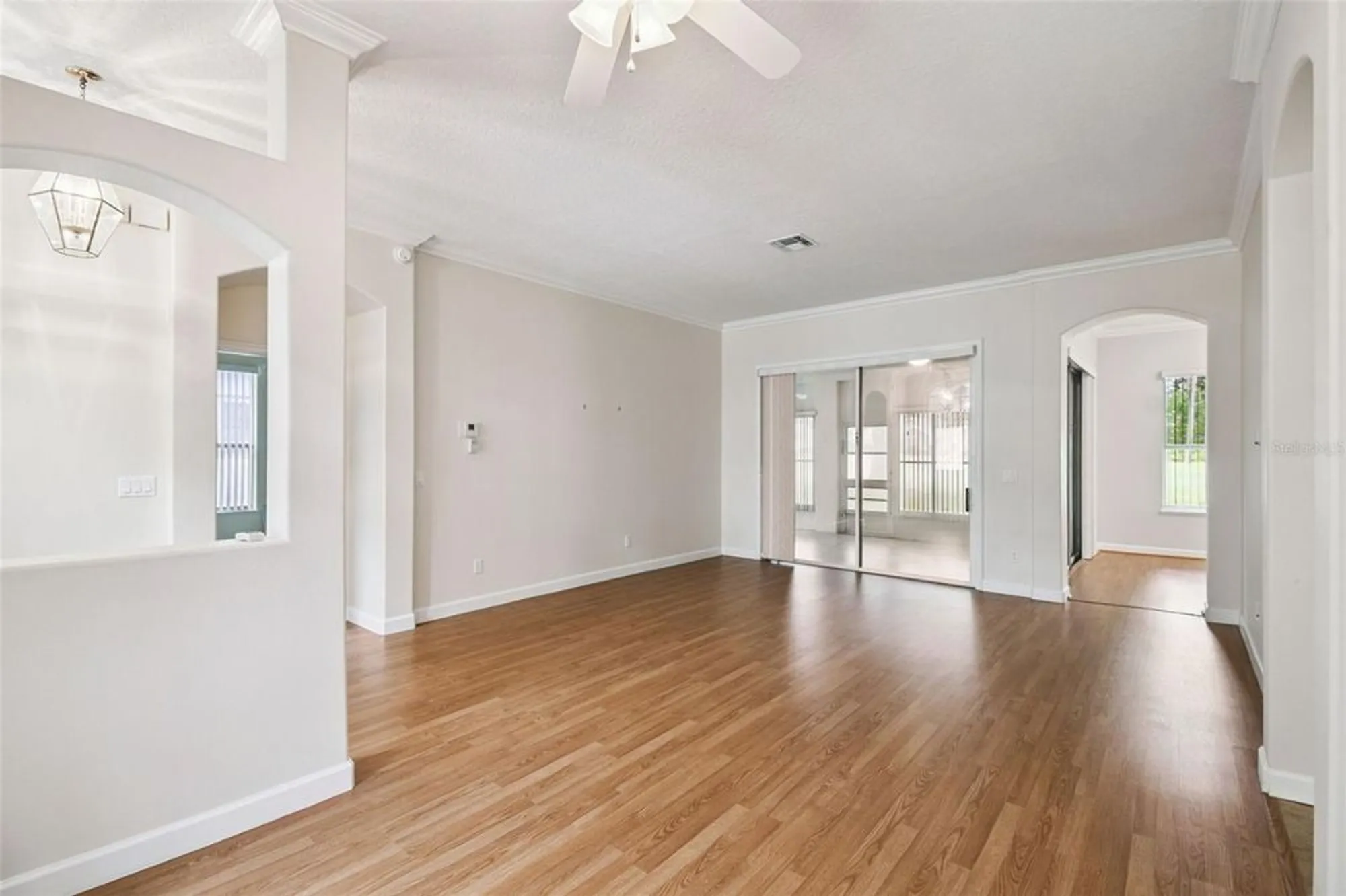 Property Slideshow image 6 of 64 | 3805 scarborough ct, Clermont, FL, 34711