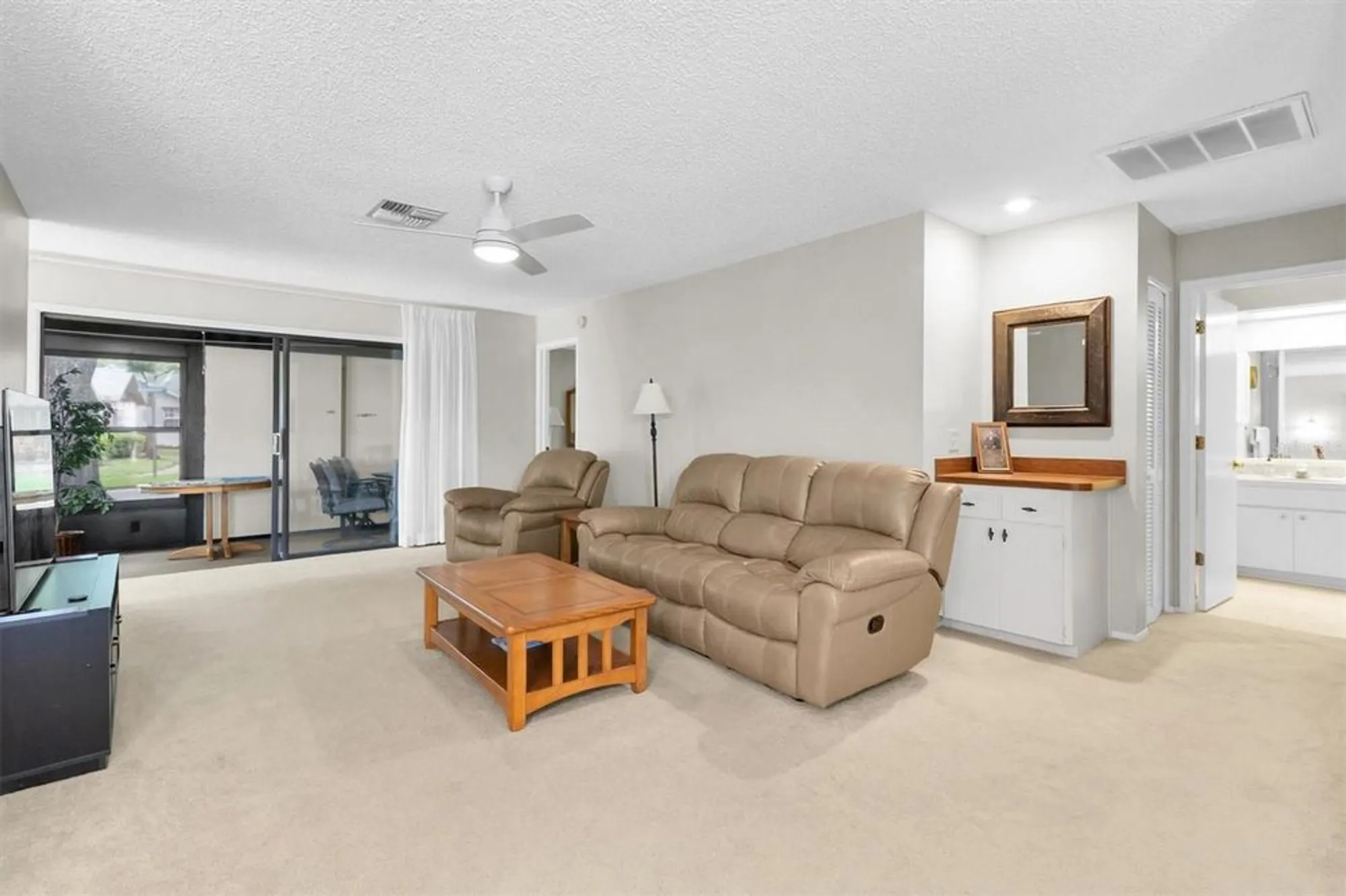 Property Slideshow image 5 of 54 | 9444 rockbridge cir, New Port Richey, FL, 34655