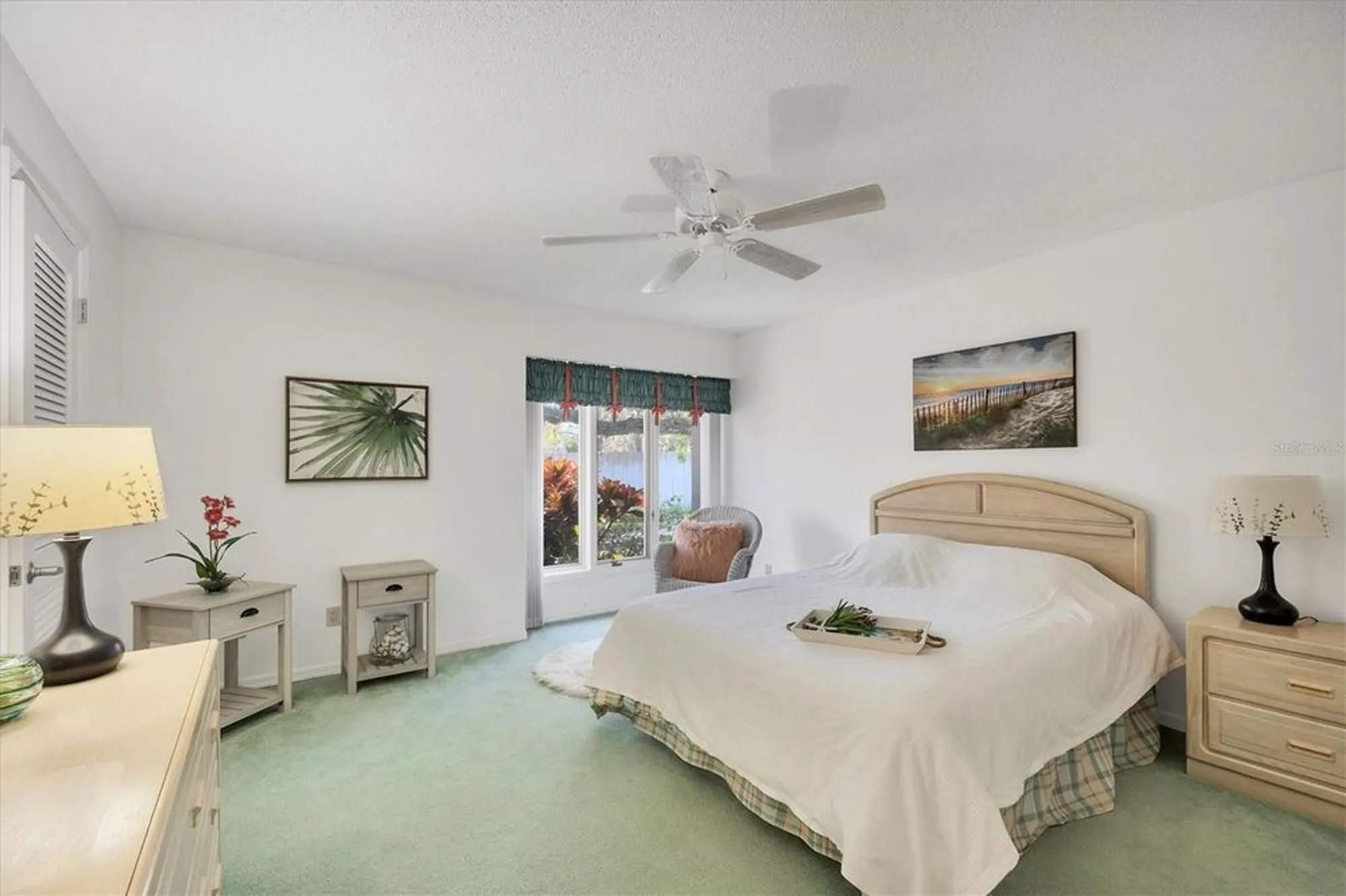 Property Slideshow image 23 of 59 | 3825 wilshire cir 1, Sarasota, FL, 34238