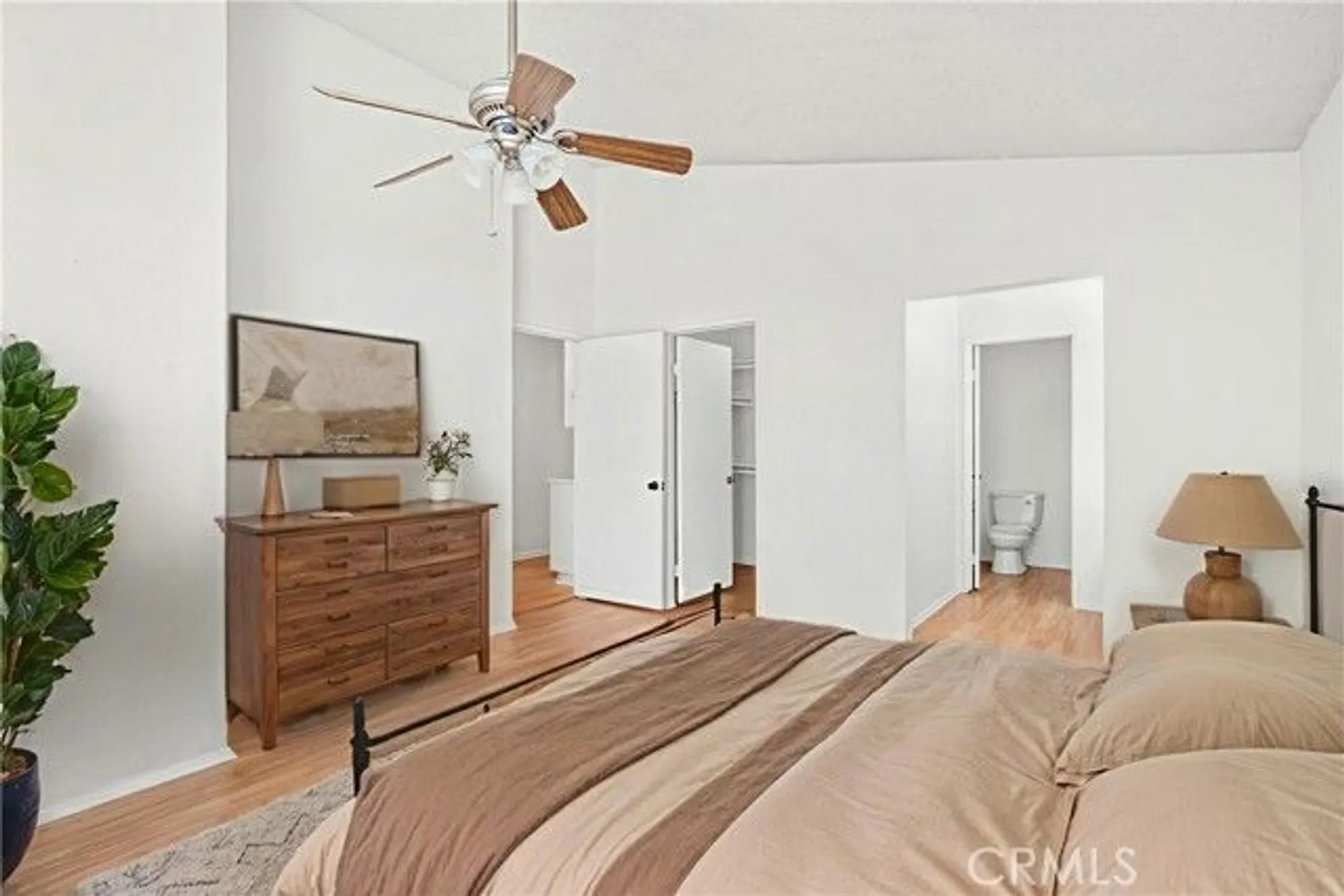 Property Slideshow image 16 of 44 | 27962 palm villa dr, Menifee, CA, 92584