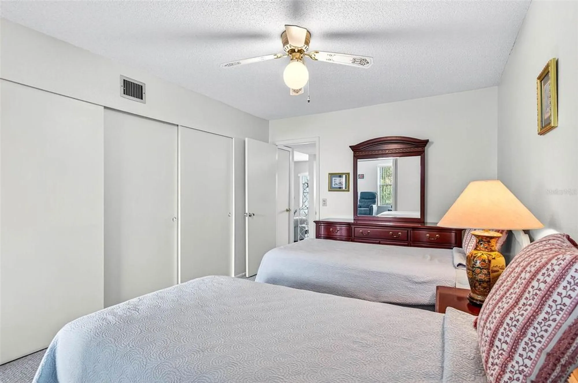 Property Slideshow image 25 of 32 | 2370 jamaican st 84, Clearwater, FL, 33763