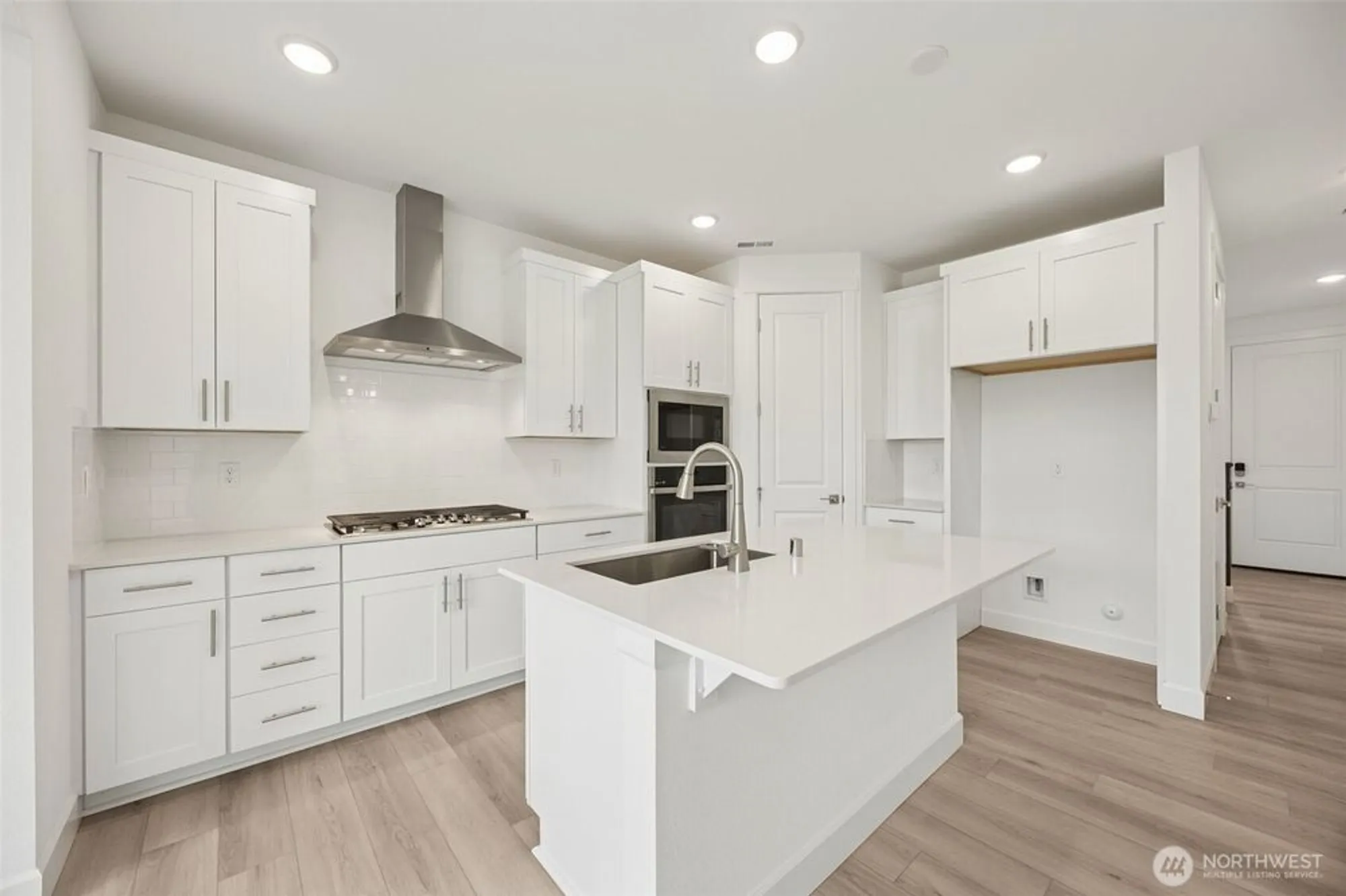 Property Slideshow image 9 of 22 | 11 mccartney peak # 78, Port Ludlow, WA, 98365