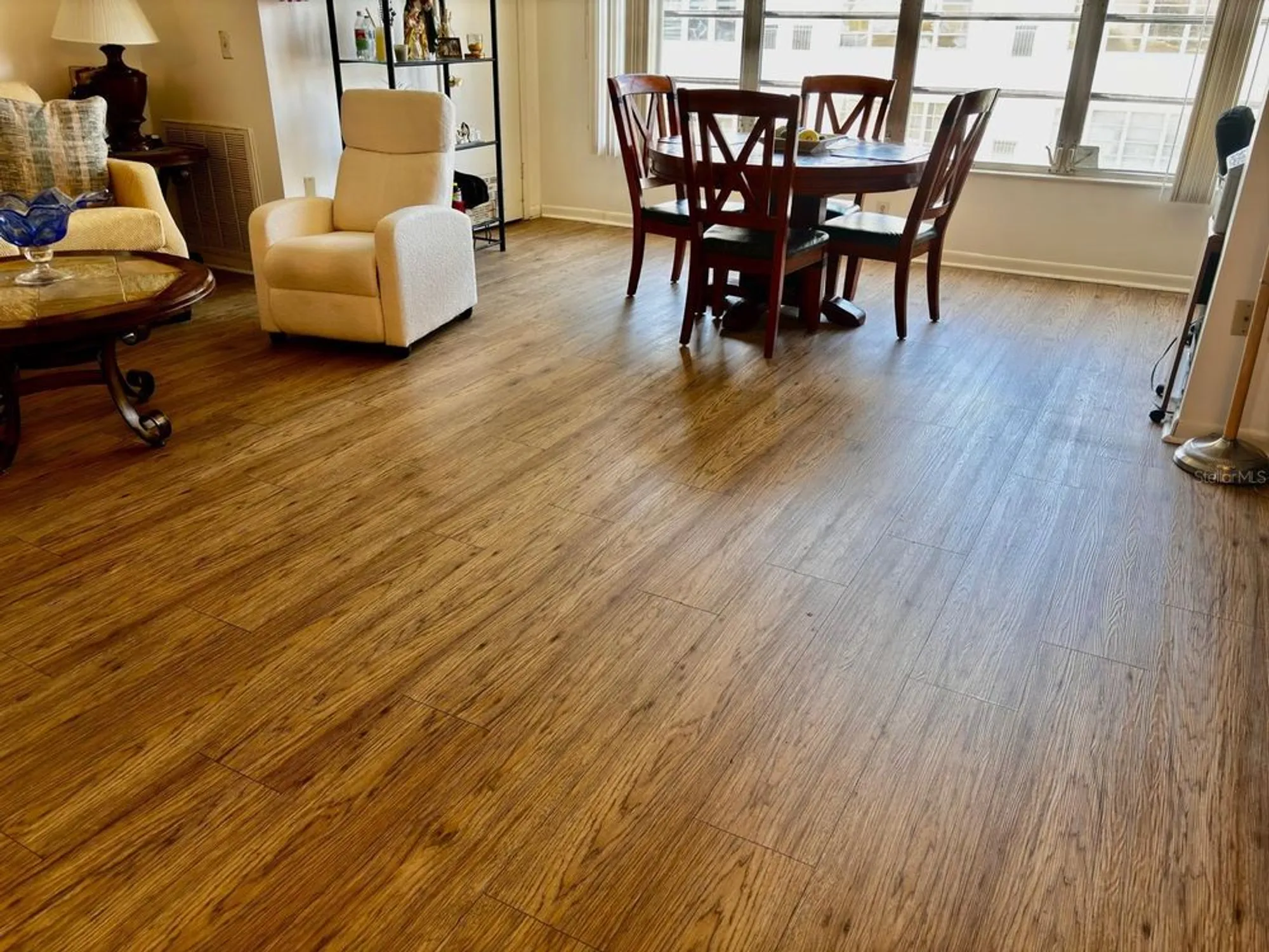 Property Slideshow image 8 of 73 | 5623 80th st n unit 406, Saint Petersburg, FL, 33709