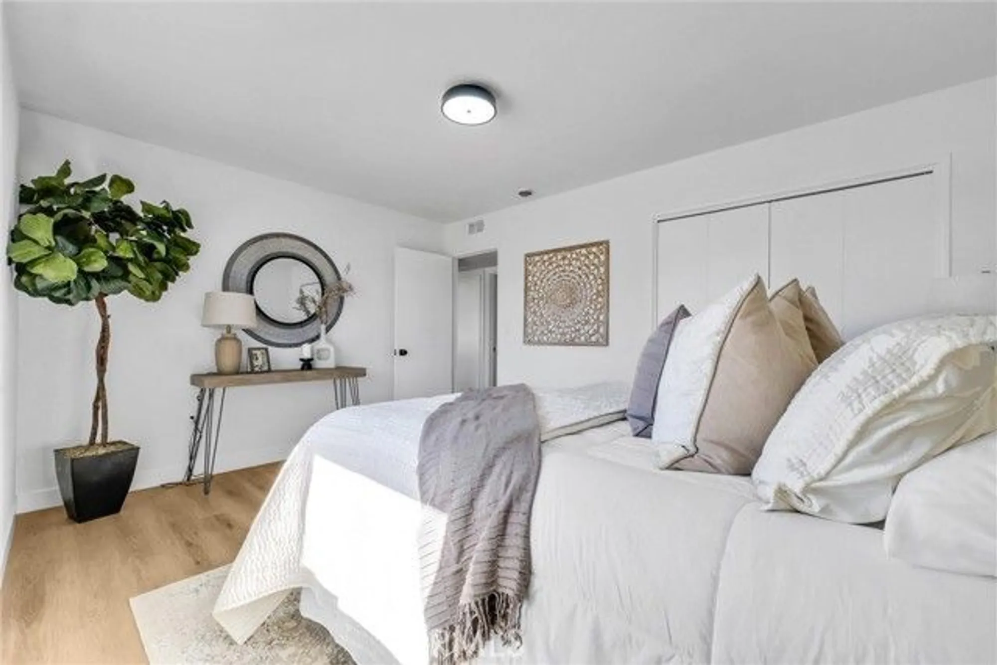 Property Slideshow image 21 of 31 | 25800 coombe hill dr, Menifee, CA, 92586