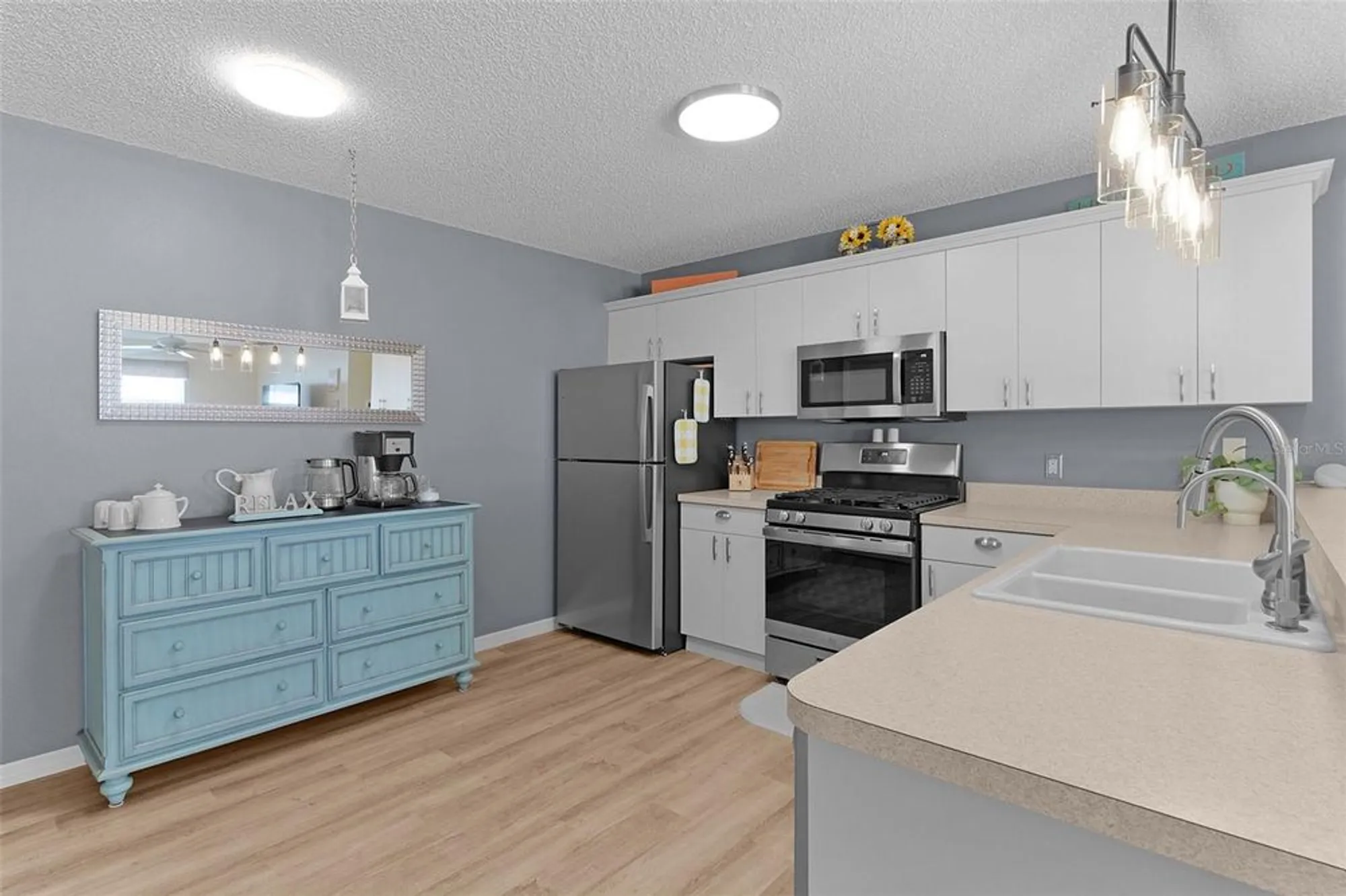 Property Slideshow image 17 of 44 | 2063 thornton ter, The Villages, FL, 32162