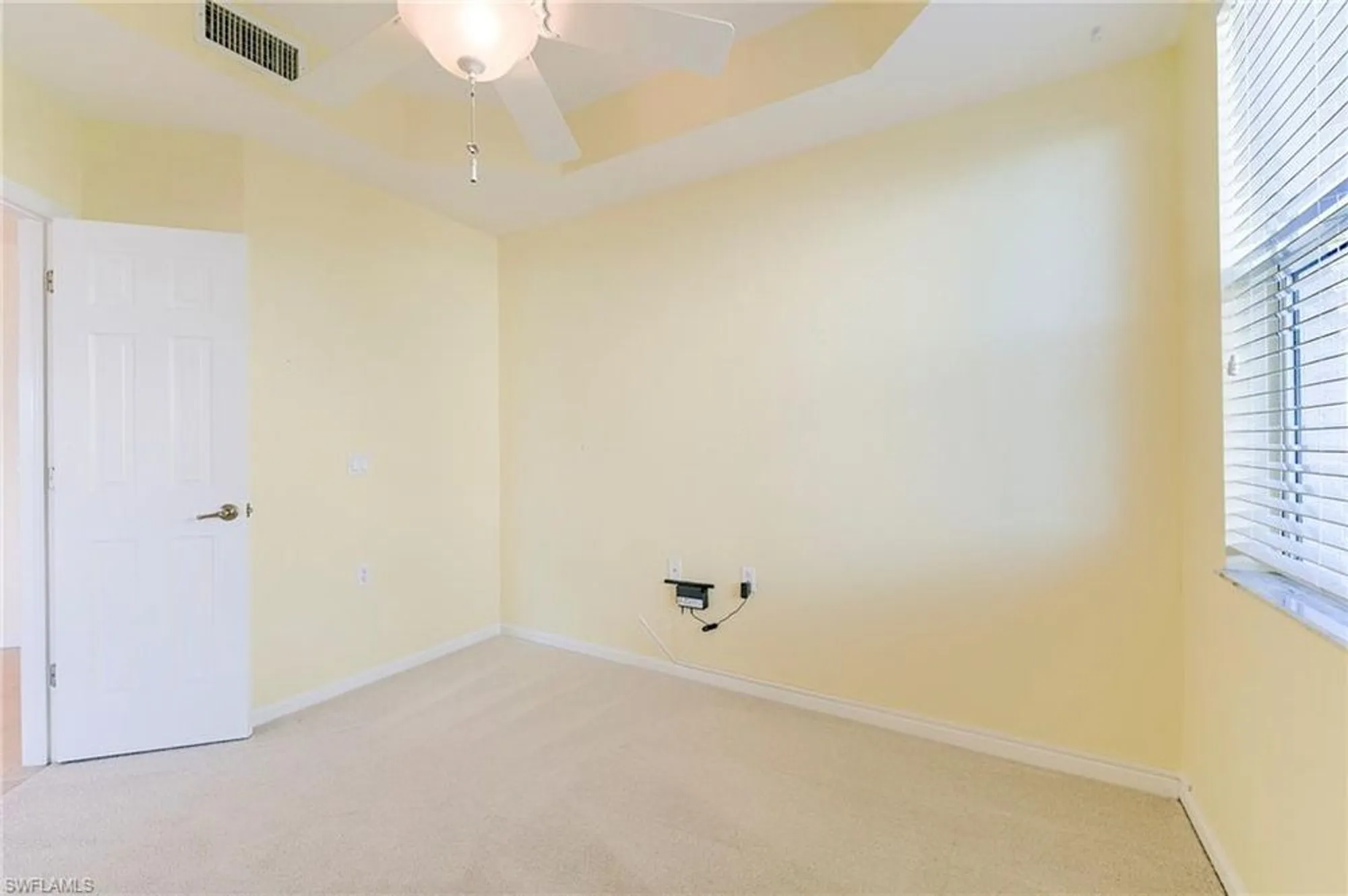 Property Slideshow image 24 of 44 | 3090 meandering way 101, Fort Myers, FL, 33905