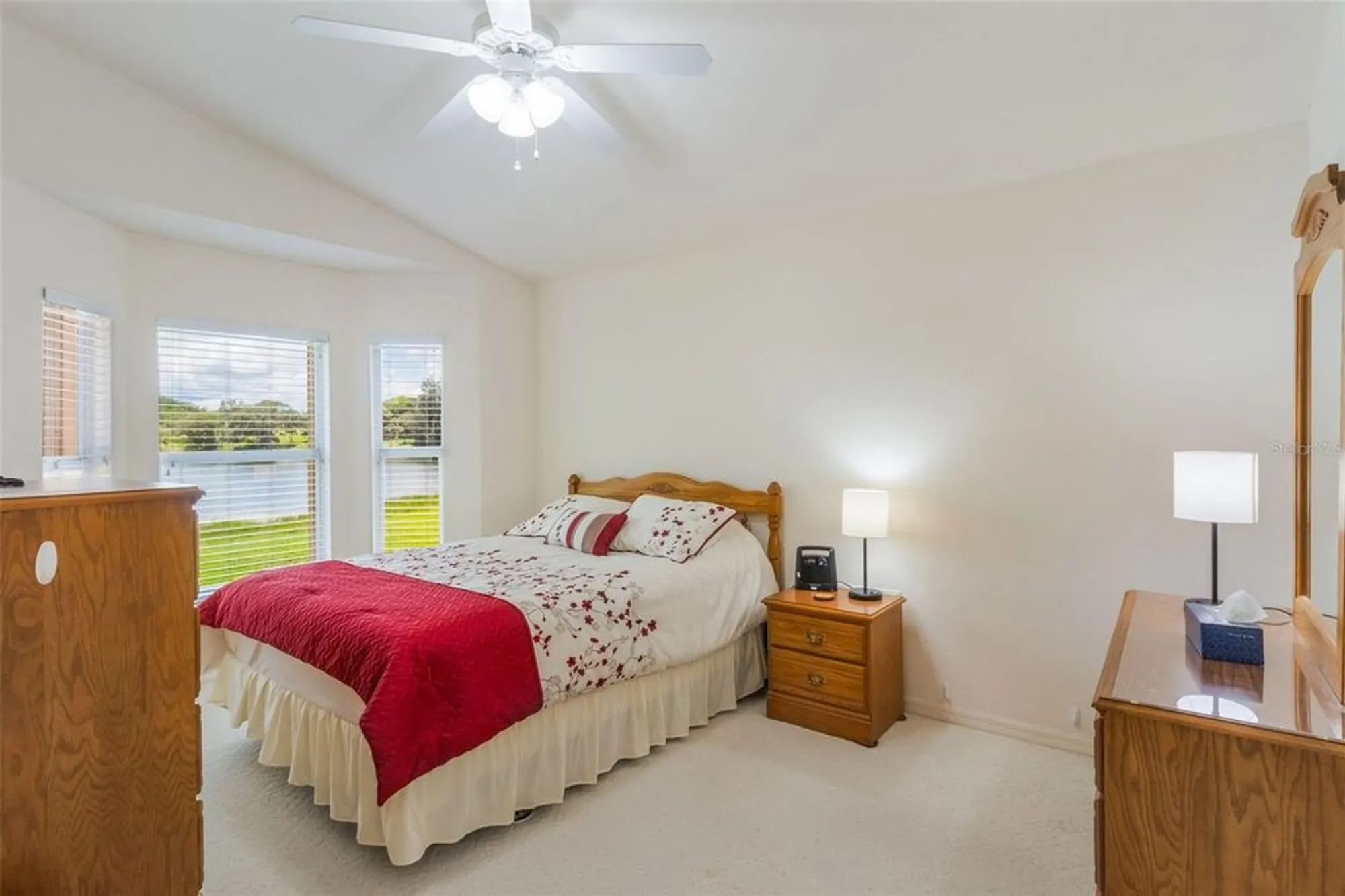Property Slideshow image 18 of 39 | 464 lake suzanne dr, Lake Wales, FL, 33859