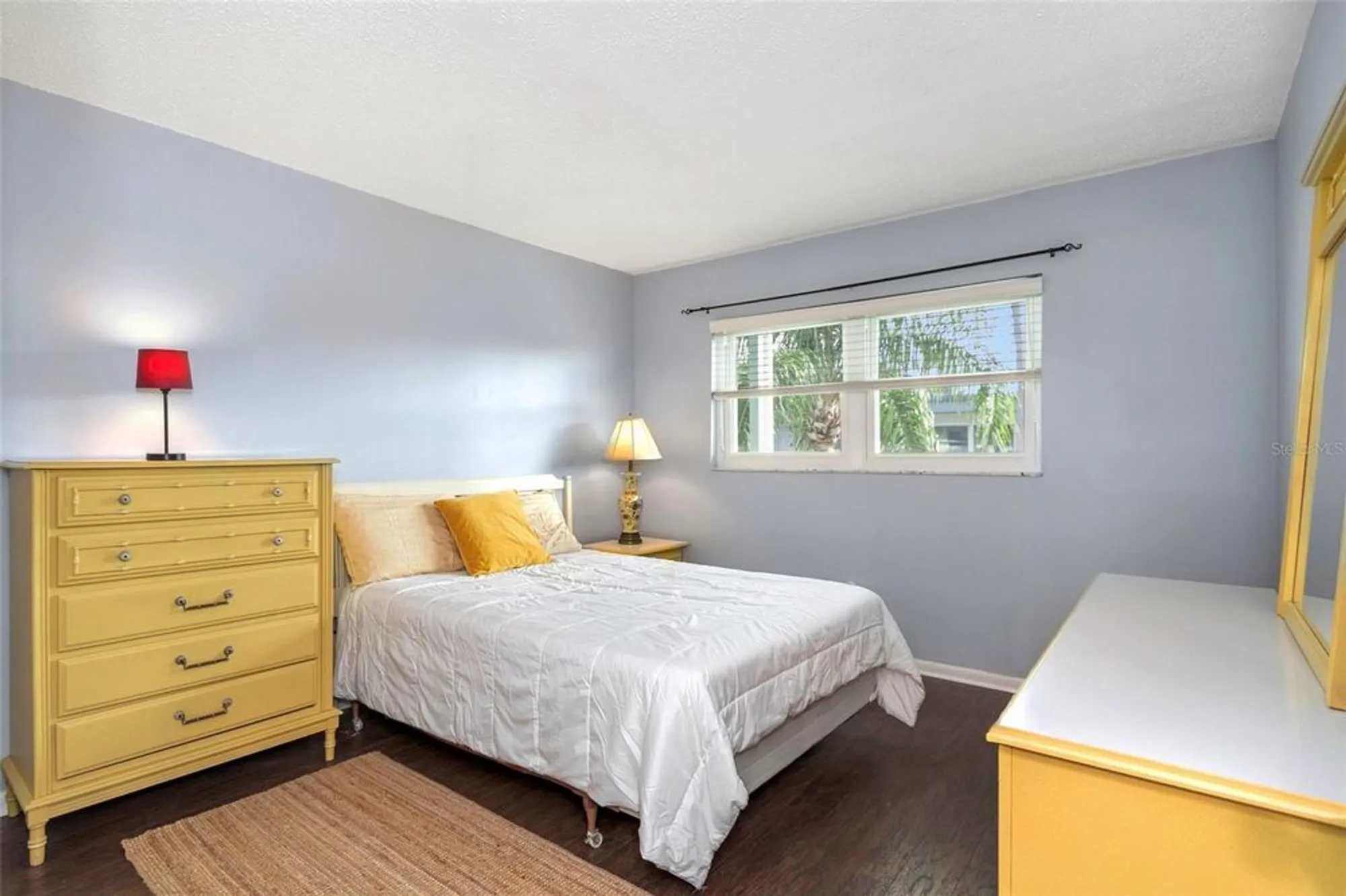 Property Slideshow image 17 of 56 | 5246 81st st n apt 24, Saint Petersburg, FL, 33709