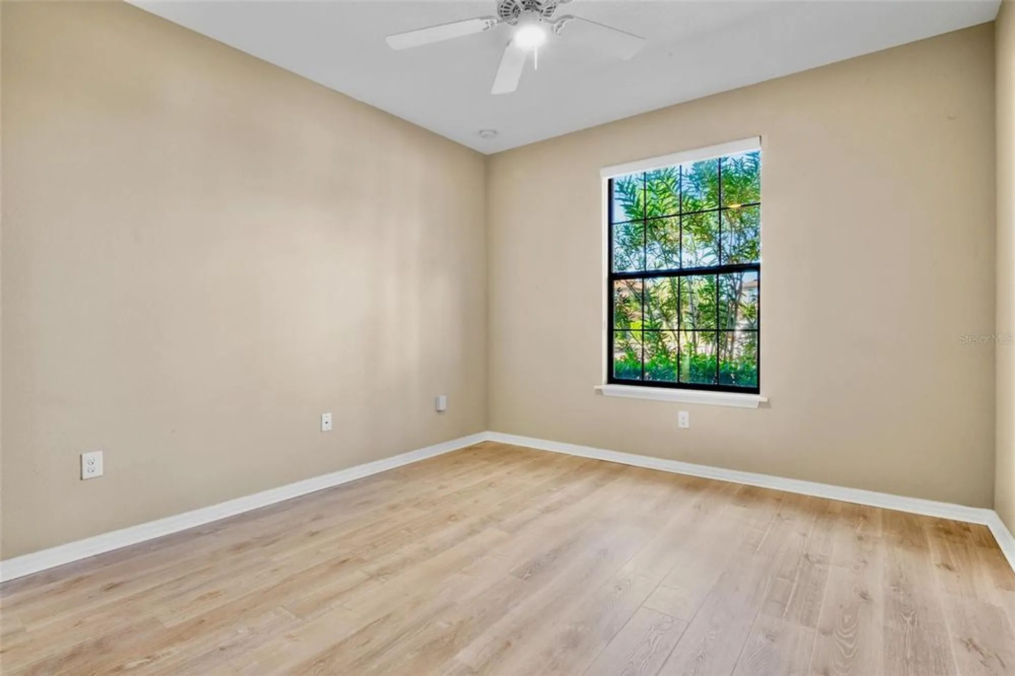 Property Slideshow image 22 of 49 | 5425 cicerone st 103, Sarasota, FL, 34238