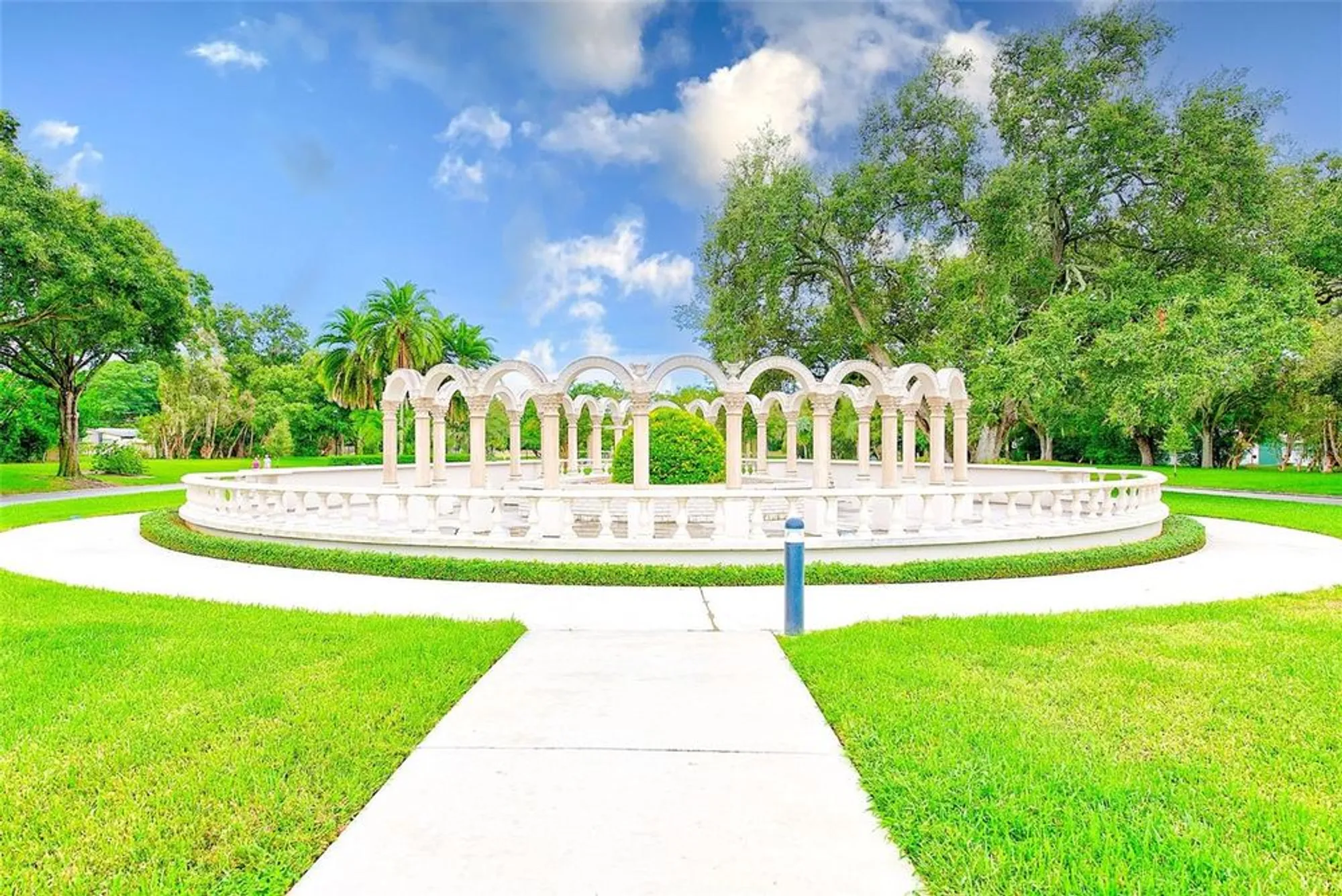 Property Slideshow image 41 of 43 | 2229 americus blvd 25, Clearwater, FL, 33763