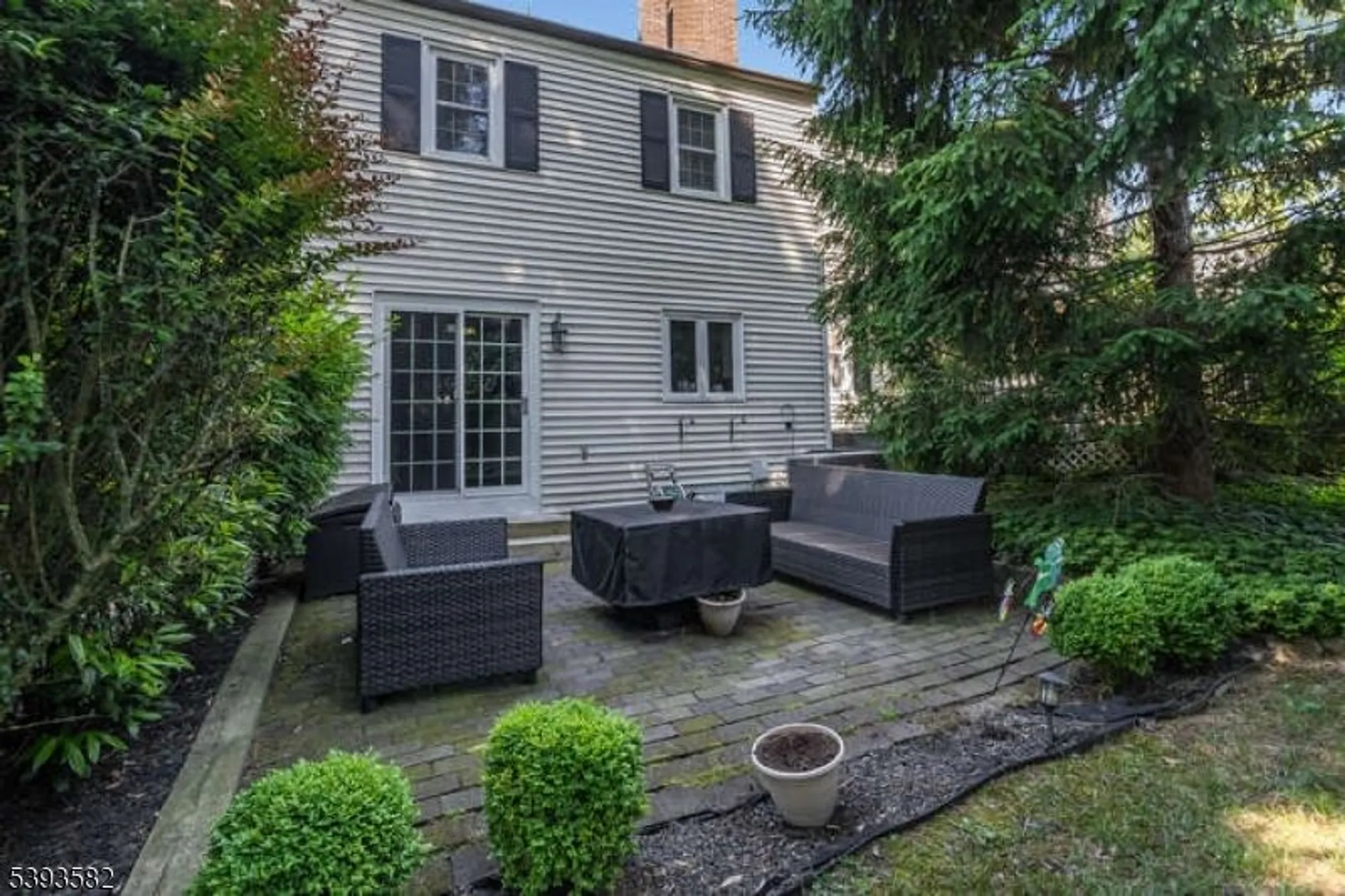 Property Slideshow image 10 of 17 | 54 pembroke dr, Mendham, NJ, 07945
