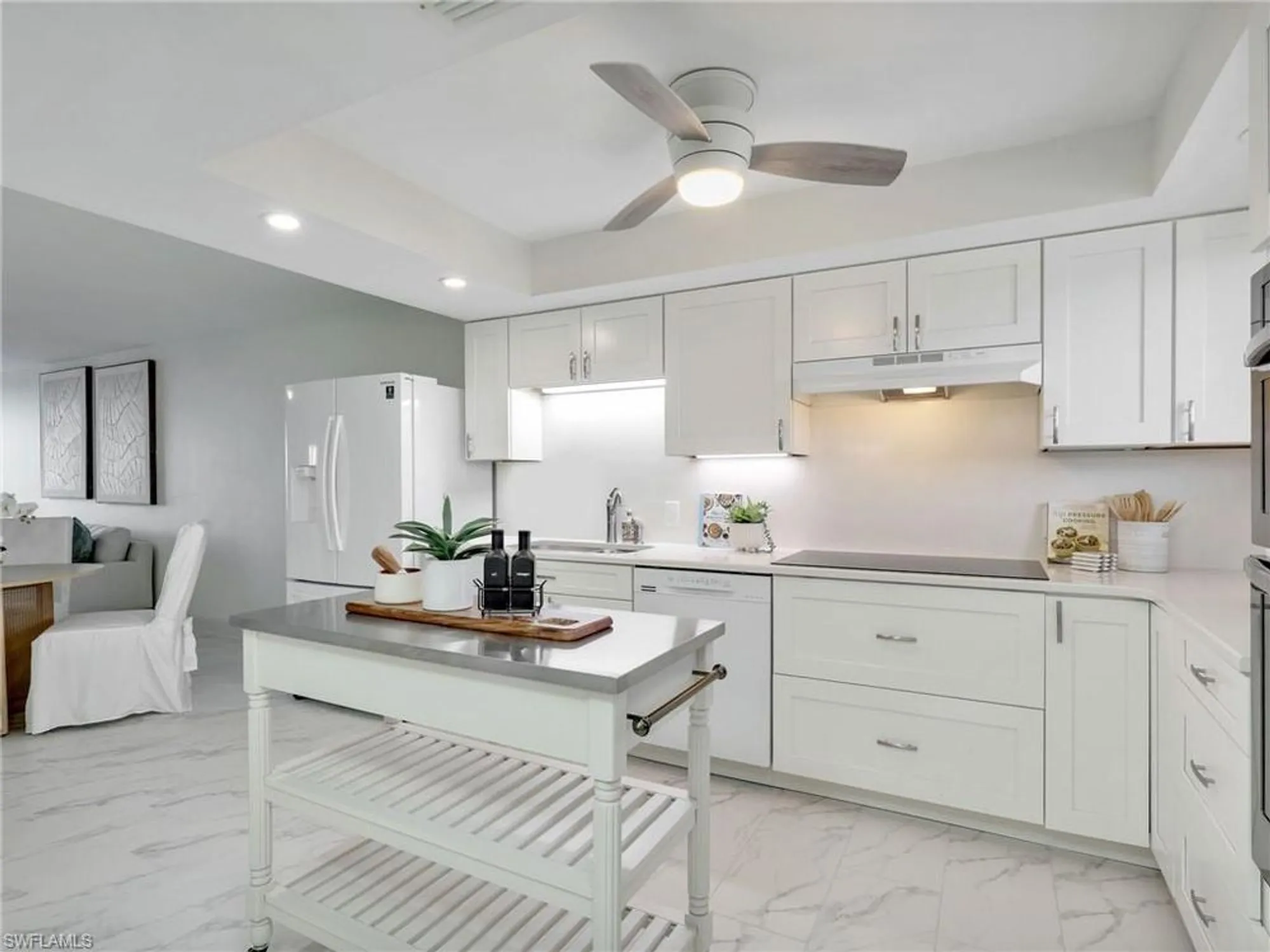 Property Slideshow image 14 of 33 | 4260 se 20th pl apt 402, Cape Coral, FL, 33904