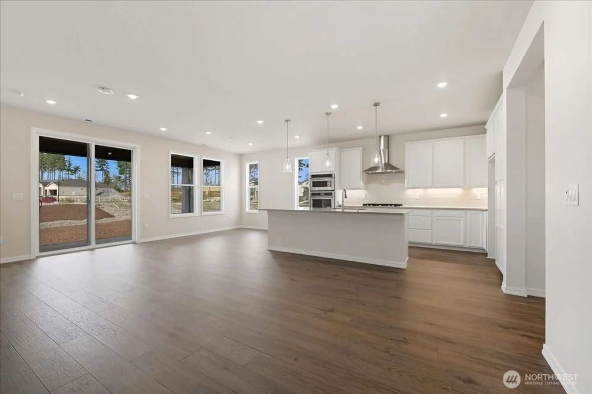 Property Slideshow image 14 of 26 | 14810 207th ave e unit e, Bonney Lake, WA, 98391