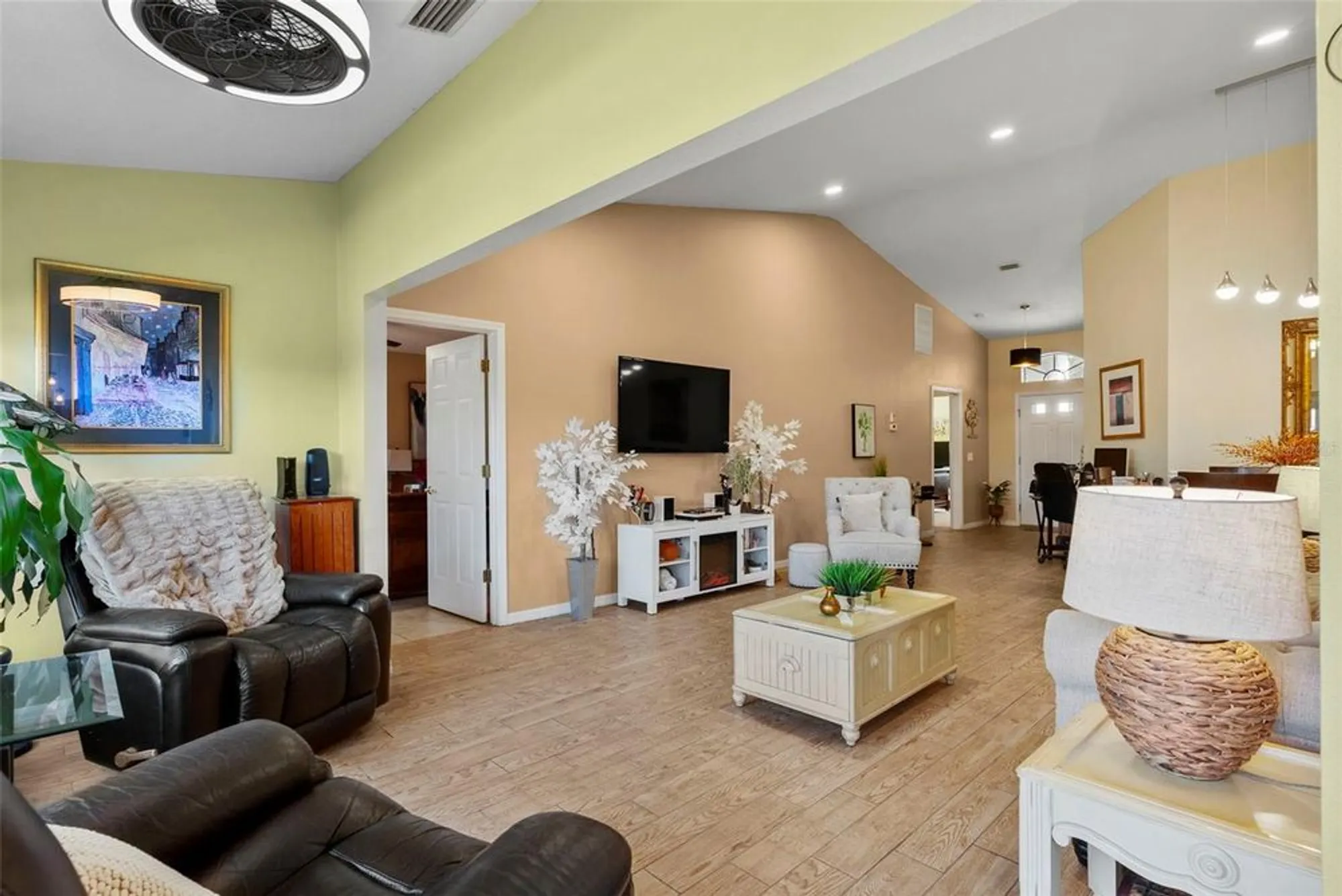 Property Slideshow image 6 of 31 | 18004 tarrington pl, Hudson, FL, 34667