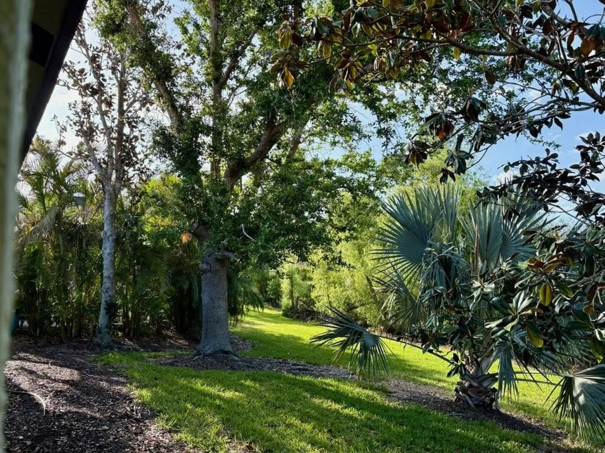 Property Slideshow image 33 of 50 | 1867 batello dr, Venice, FL, 34292