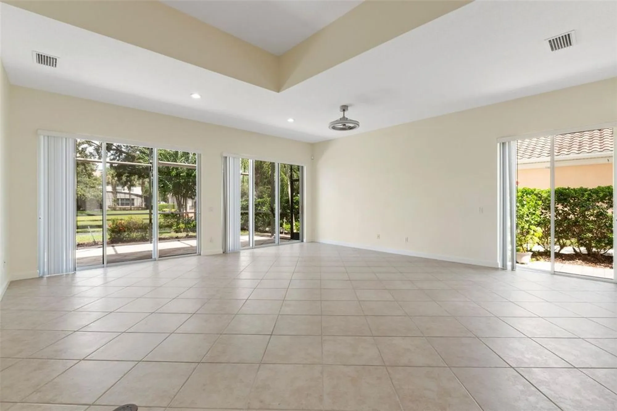 Property Slideshow image 9 of 60 | 12202 pasha ln, Orlando, FL, 32827