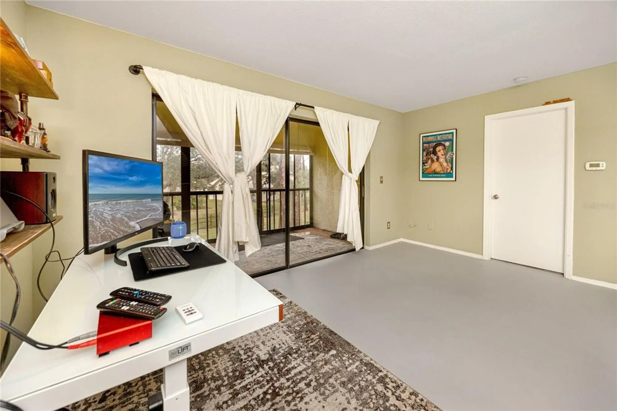 Property Slideshow image 21 of 47 | 2561 royal pines cir # 14h, Clearwater, FL, 33763