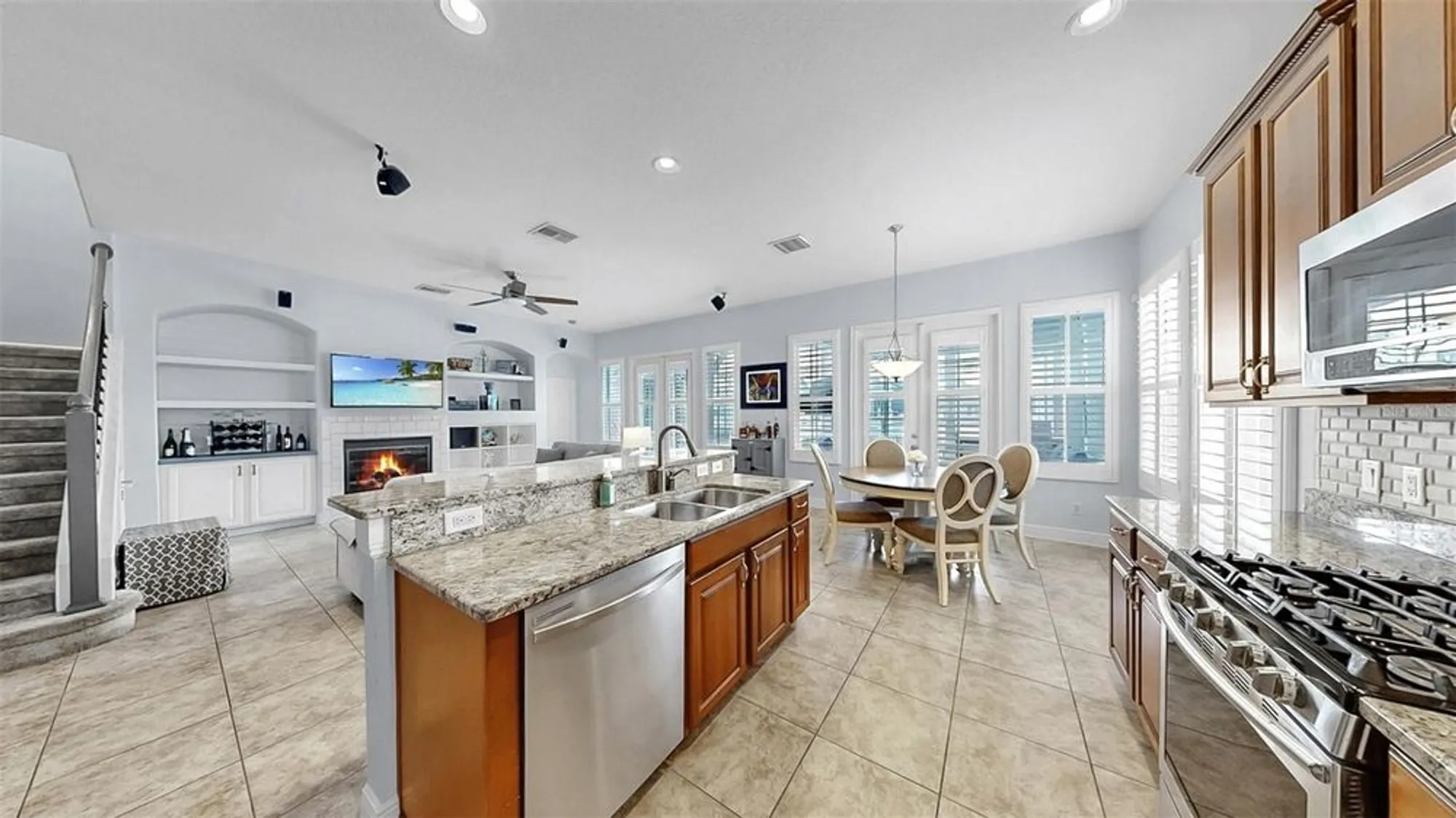 Property Slideshow image 32 of 60 | 5711 tortoise pl, Apollo Beach, FL, 33572