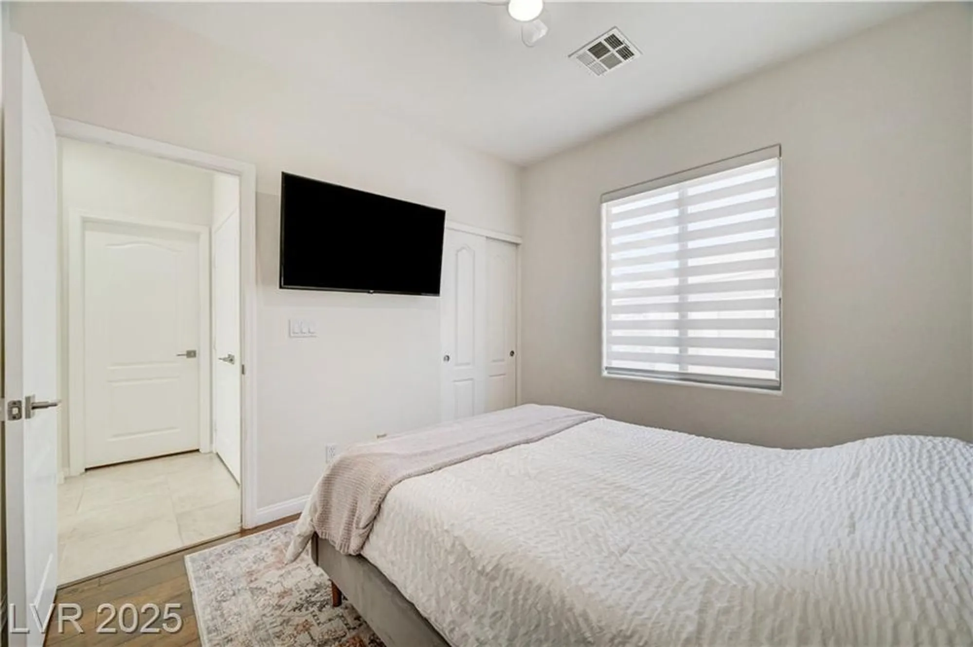 Property Slideshow image 51 of 94 | 5829 summit greens st, North Las Vegas, NV, 89081