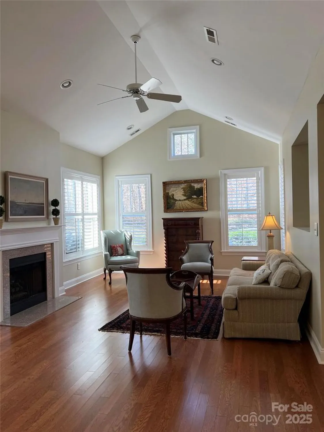 Property Slideshow image 19 of 48 | 10925 casetta dr, Matthews, NC, 28105