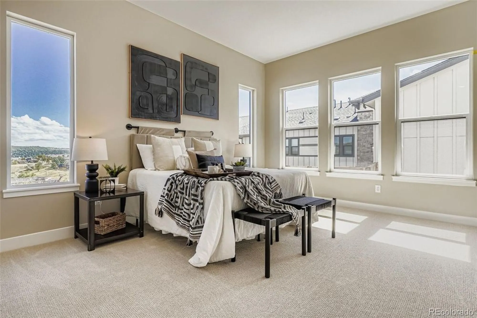 Property Slideshow image 12 of 36 | 2011 grayside cir, Castle Rock, CO, 80109