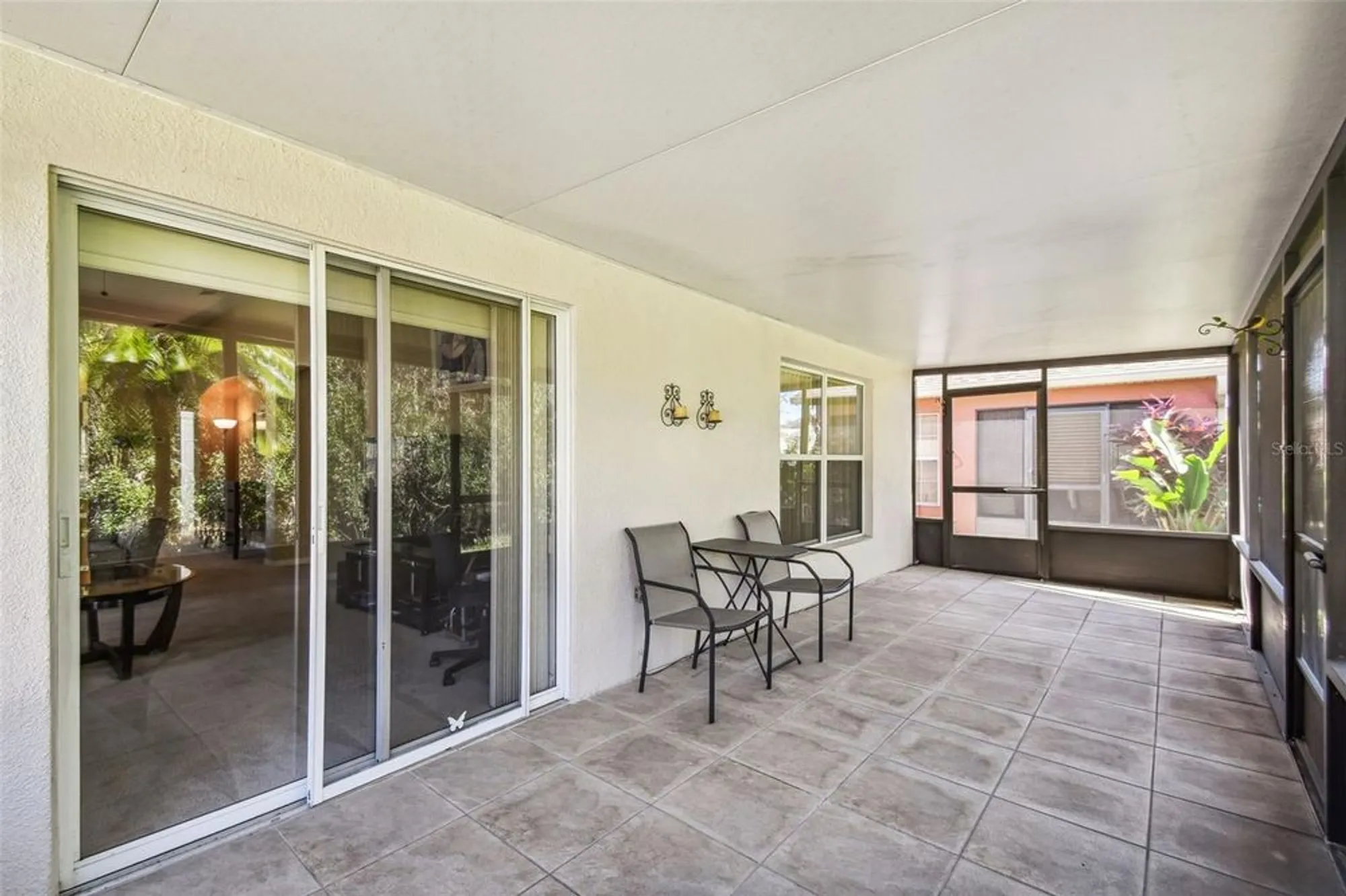 Property Slideshow image 6 of 47 | 200 grand canal dr, Kissimmee, FL, 34759