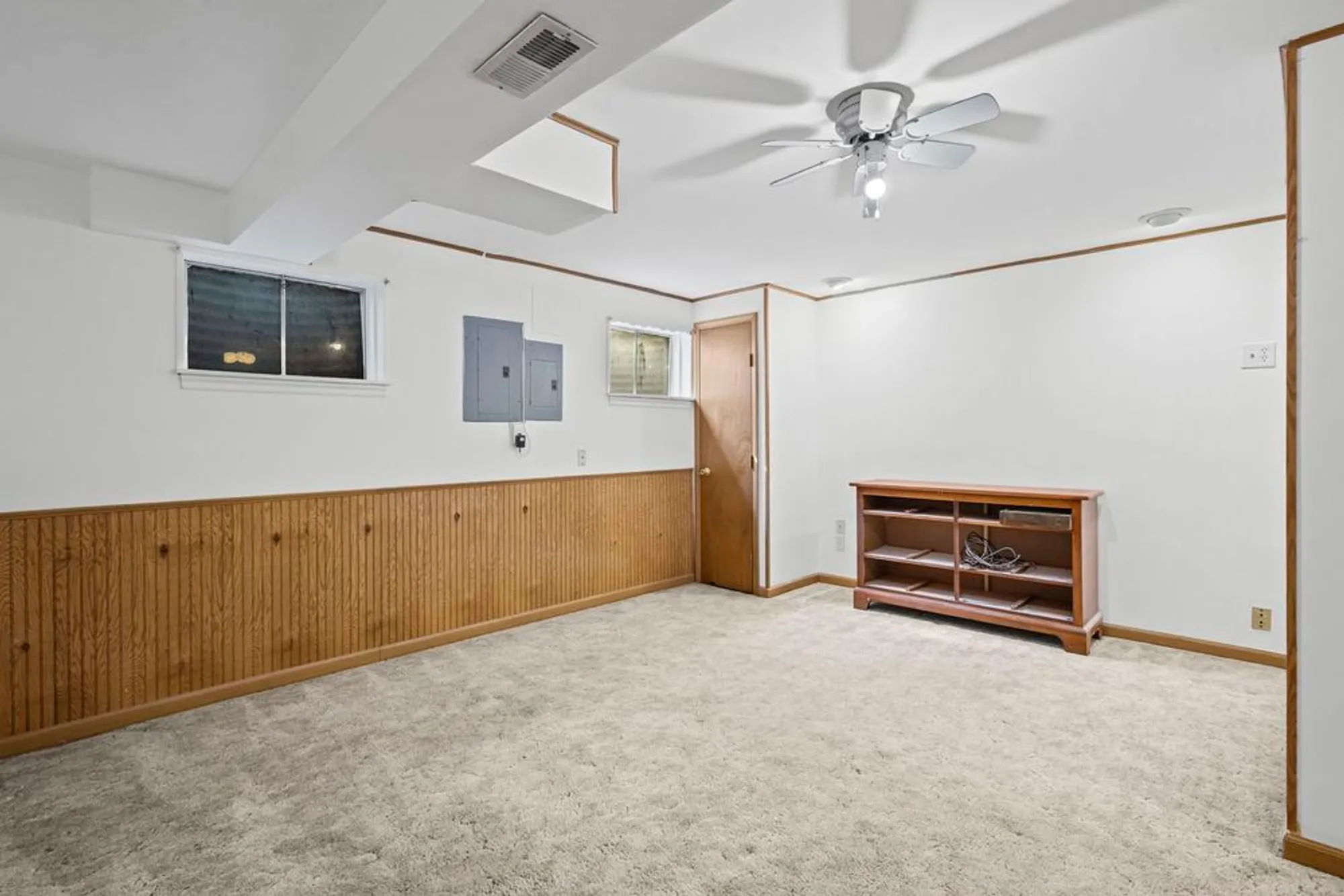 Property Slideshow image 19 of 29 | 21220 silktree cir, Plainfield, IL, 60544