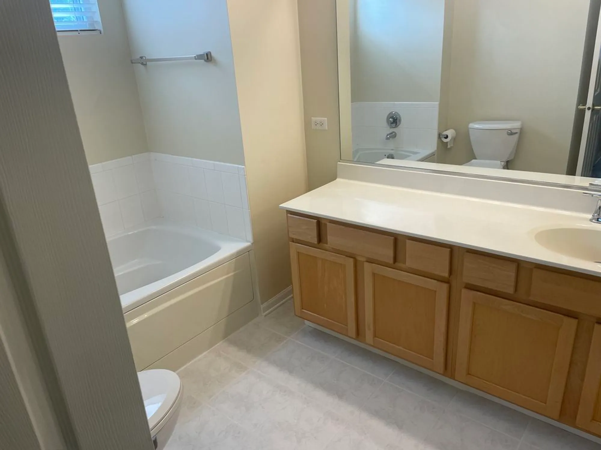 Property Slideshow image 35 of 43 | 21024 w walnut ln, Plainfield, IL, 60544