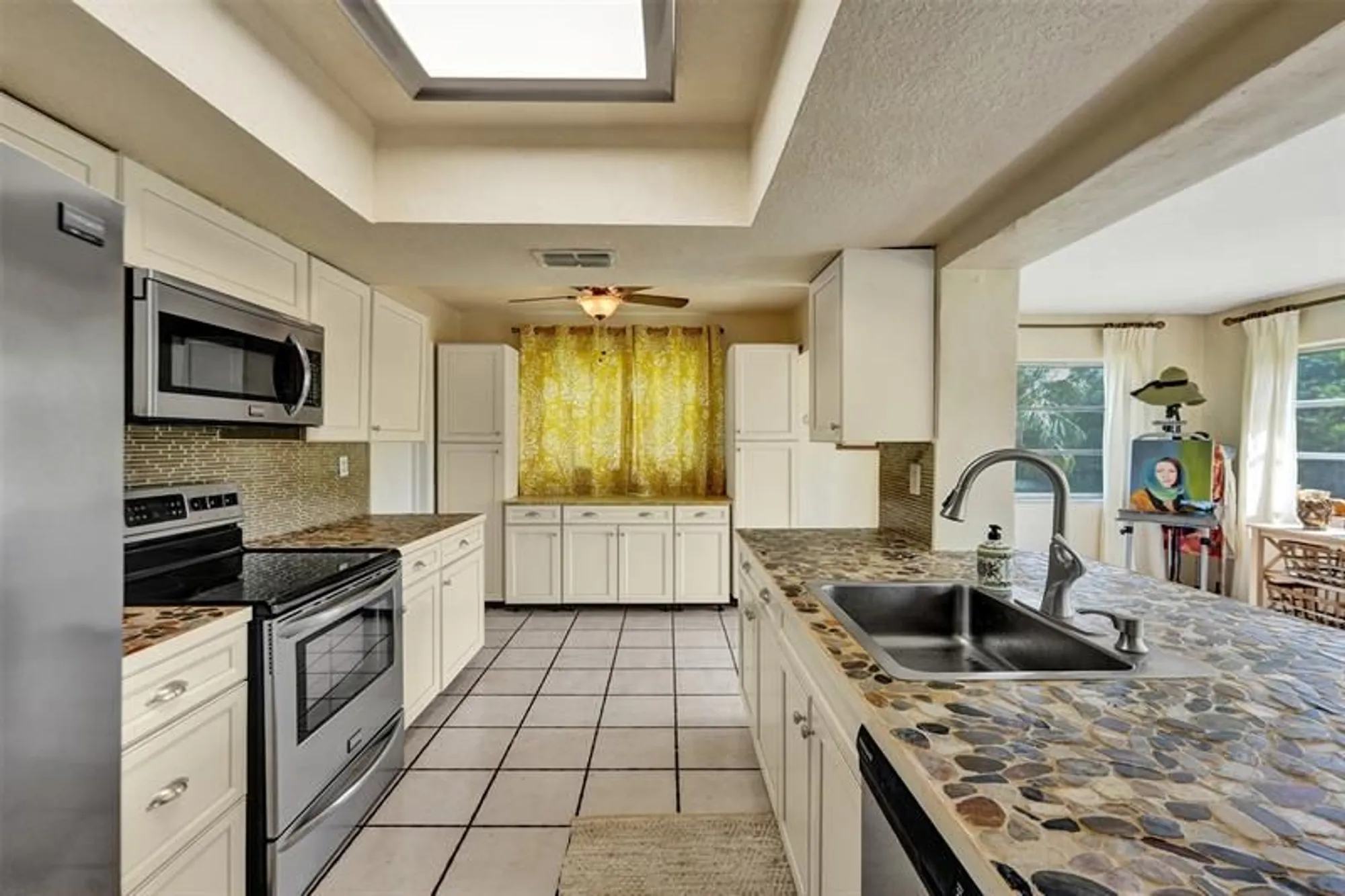 Property Slideshow image 17 of 46 | 4712 nw 41st ave, Lauderdale Lakes, FL, 33319
