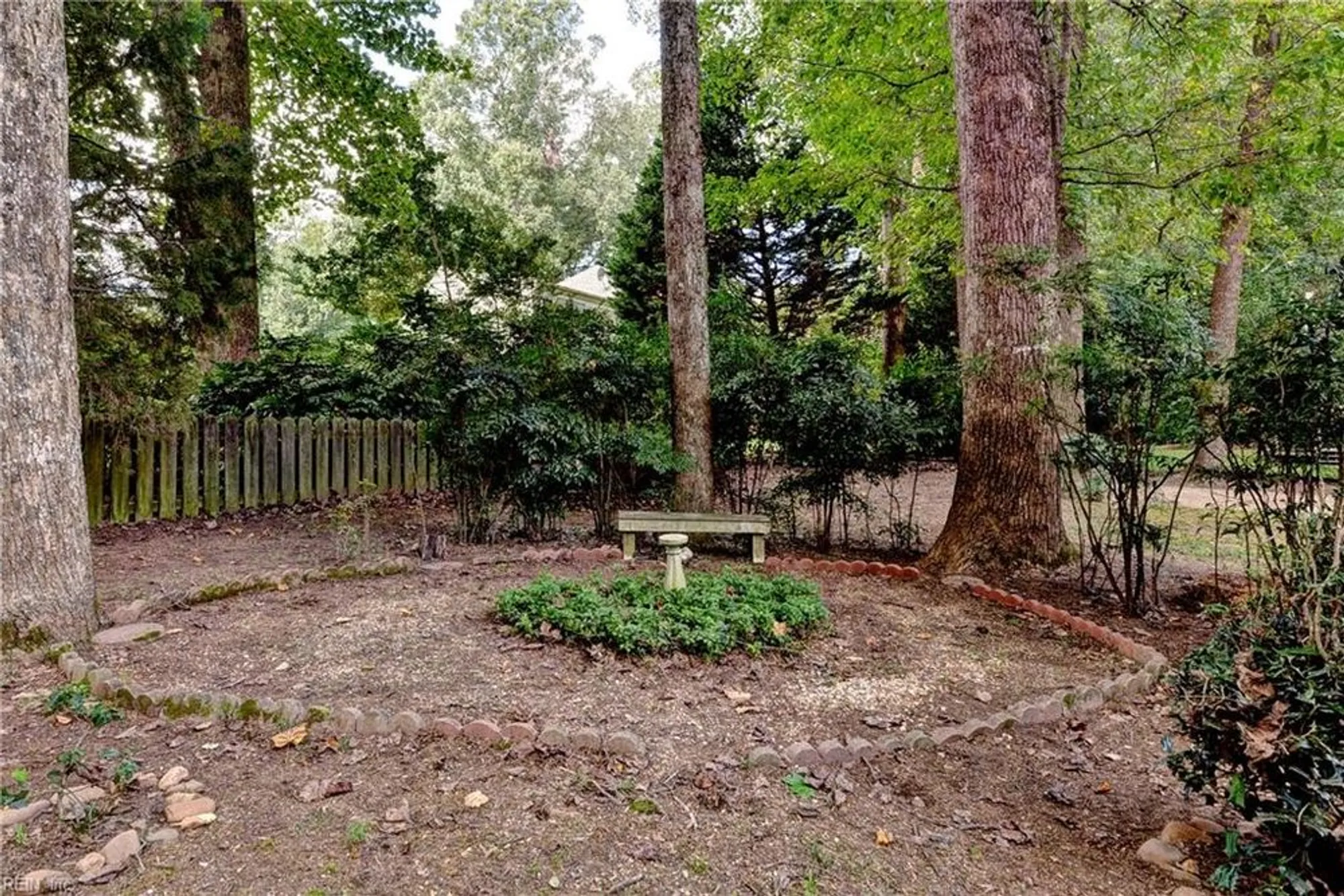 Property Slideshow image 25 of 45 | 136 thomas dale, Williamsburg, VA, 23185