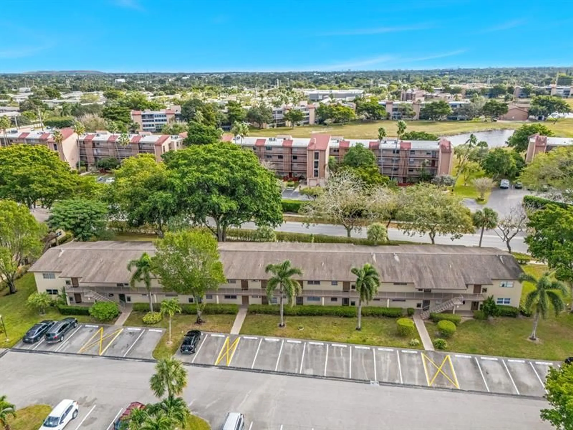 Property Slideshow image 18 of 29 | 331 nw 76th ave apt 104, Margate, FL, 33063