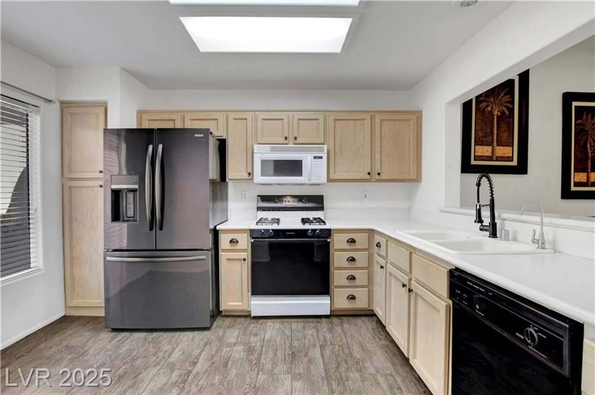 Property Slideshow image 27 of 58 | 9929 hemet dr, Las Vegas, NV, 89134