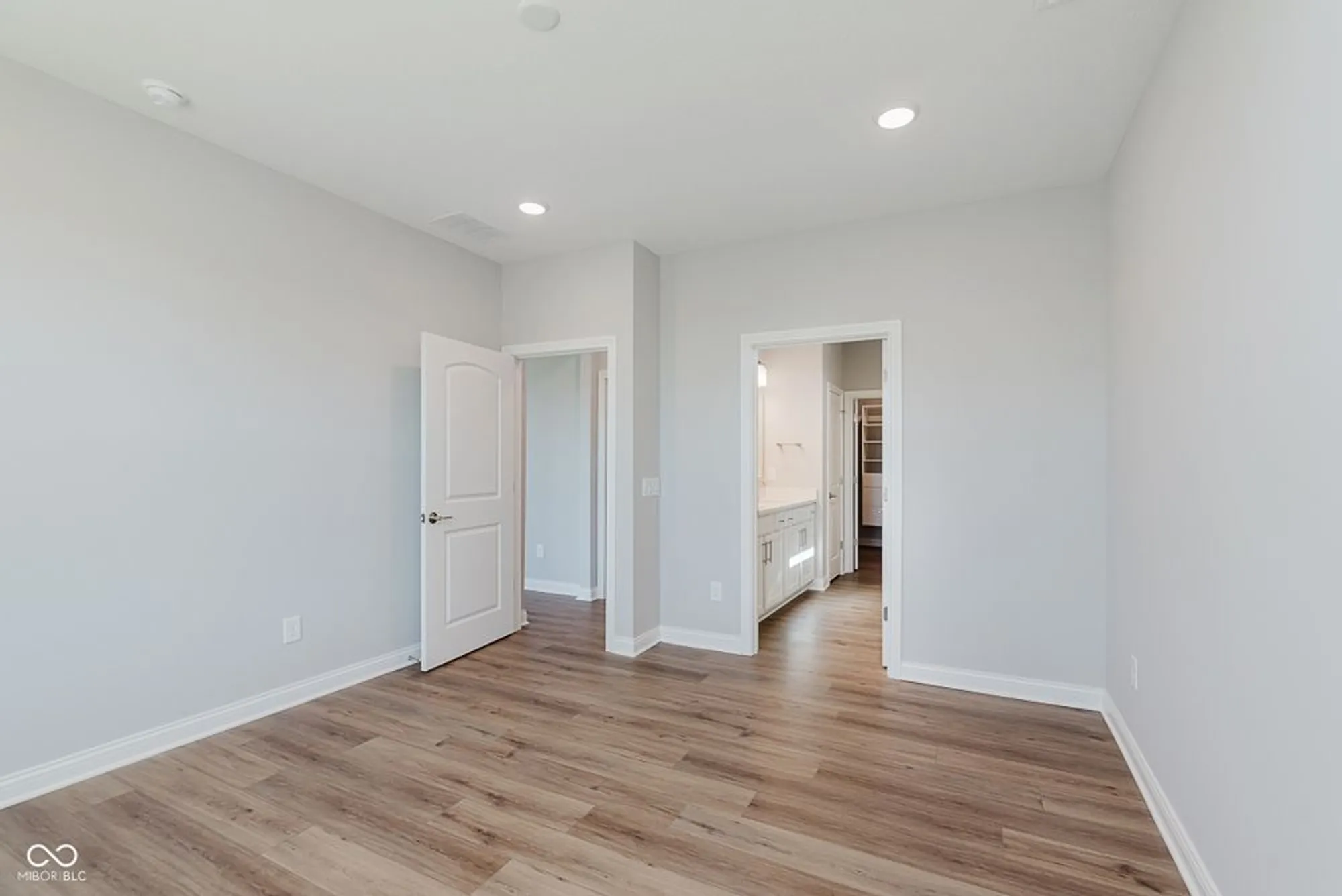 Property Slideshow image 14 of 33 | 774 daisy st, Greenwood, IN, 46143