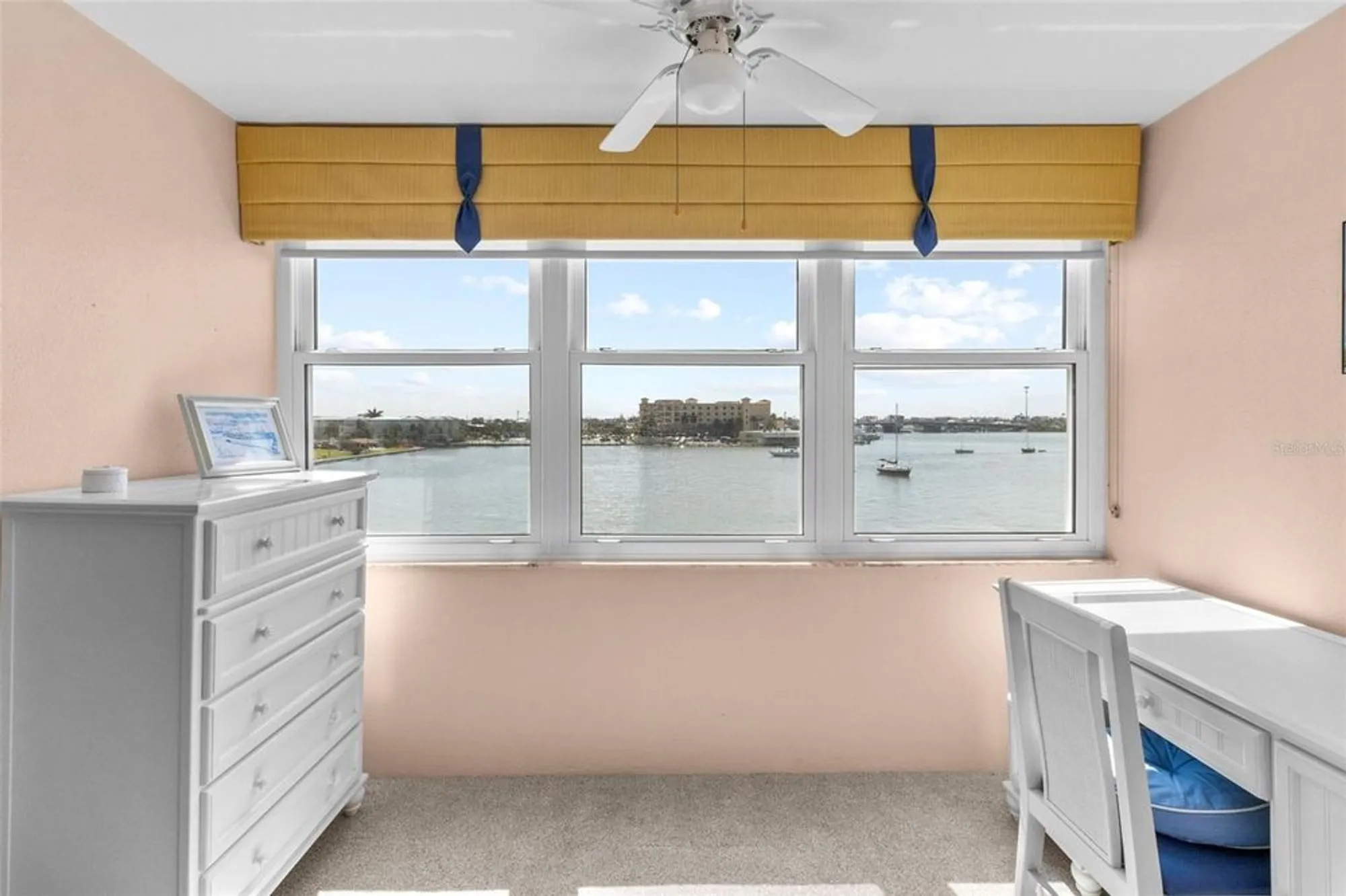 Property Slideshow image 34 of 40 | 4775 cove cir apt 407, Saint Petersburg, FL, 33708