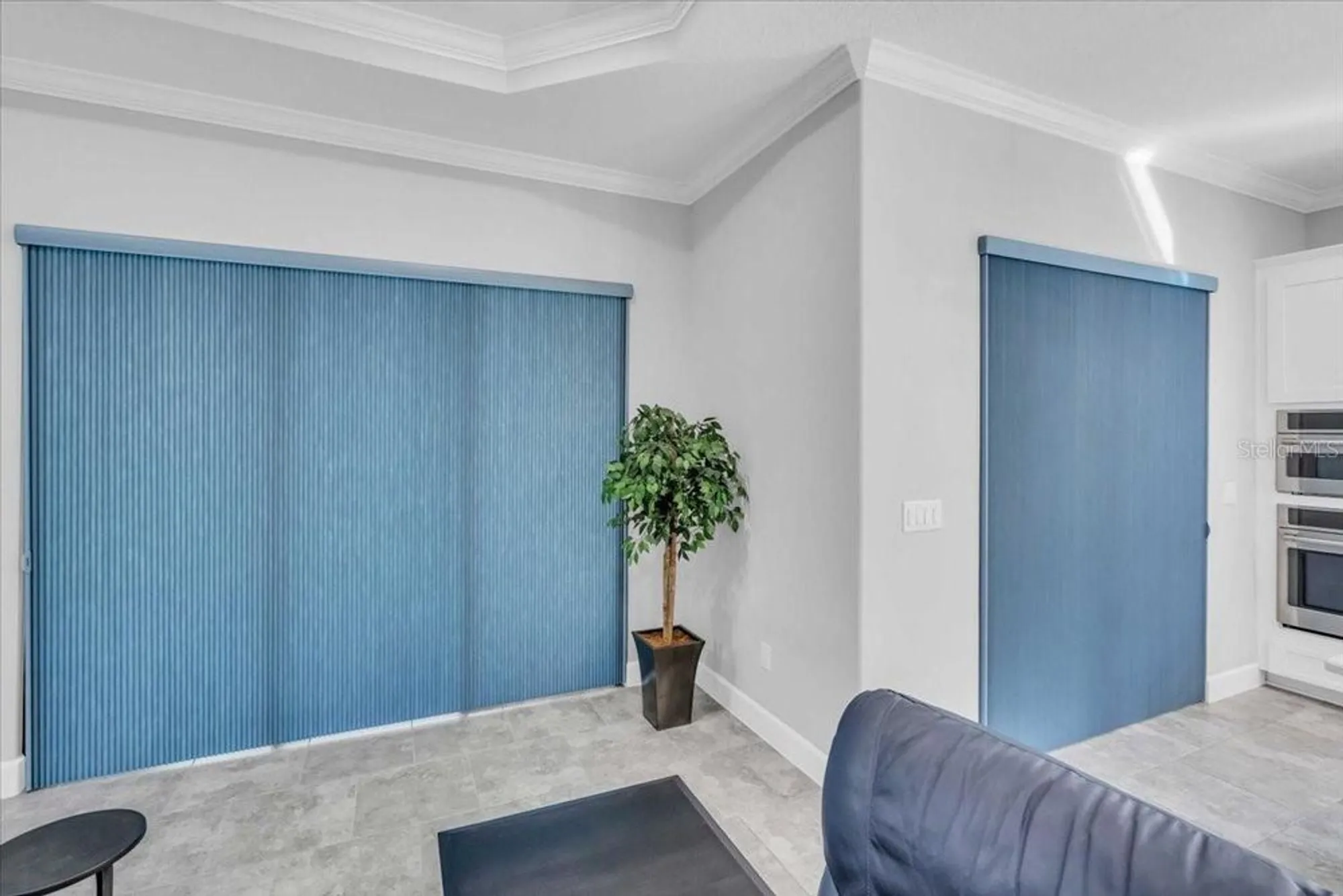 Property Slideshow image 14 of 75 | 5334 morey farms loop, Palmetto, FL, 34221