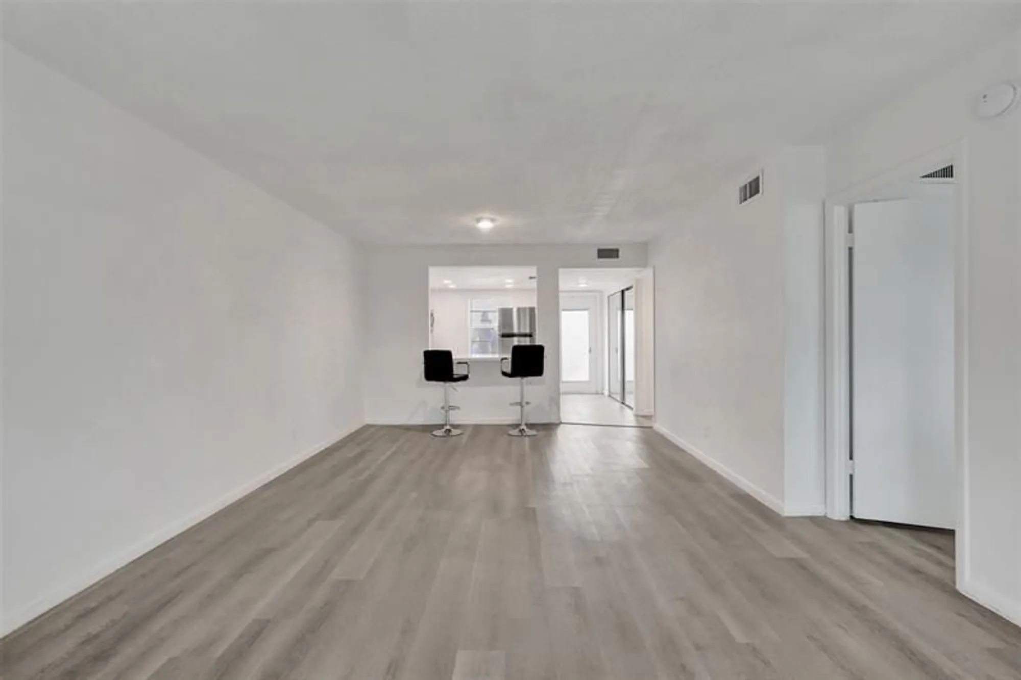 Property Slideshow image 16 of 60 | 7605 nw 5th pl apt 103, Margate, FL, 33063