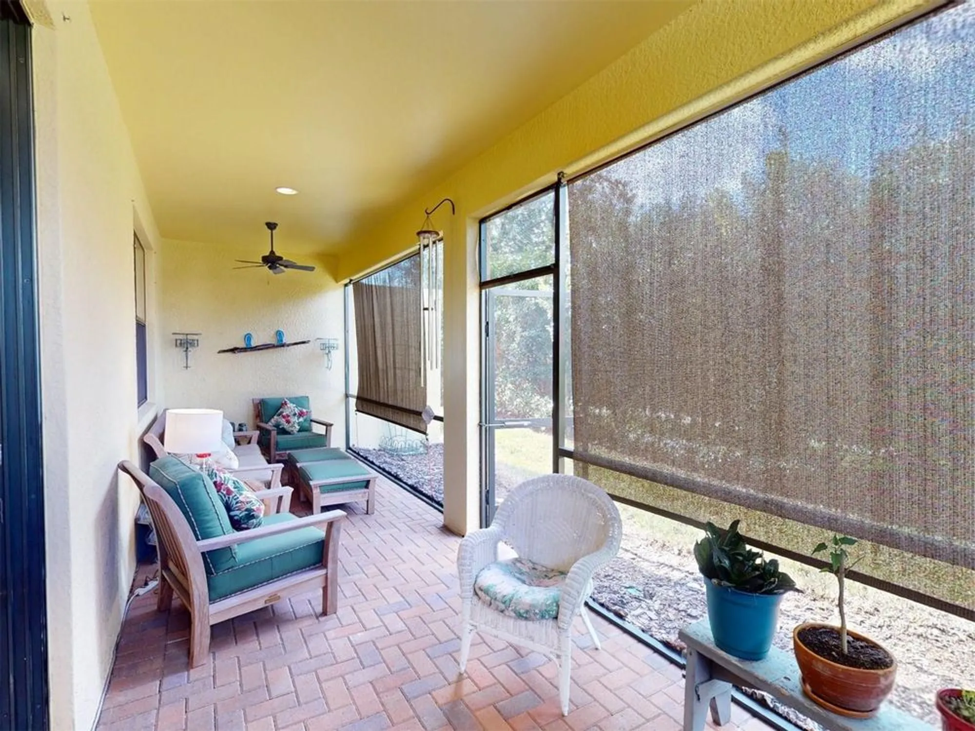 Property Slideshow image 27 of 47 | 2419 daisy dr, North Port, FL, 34289