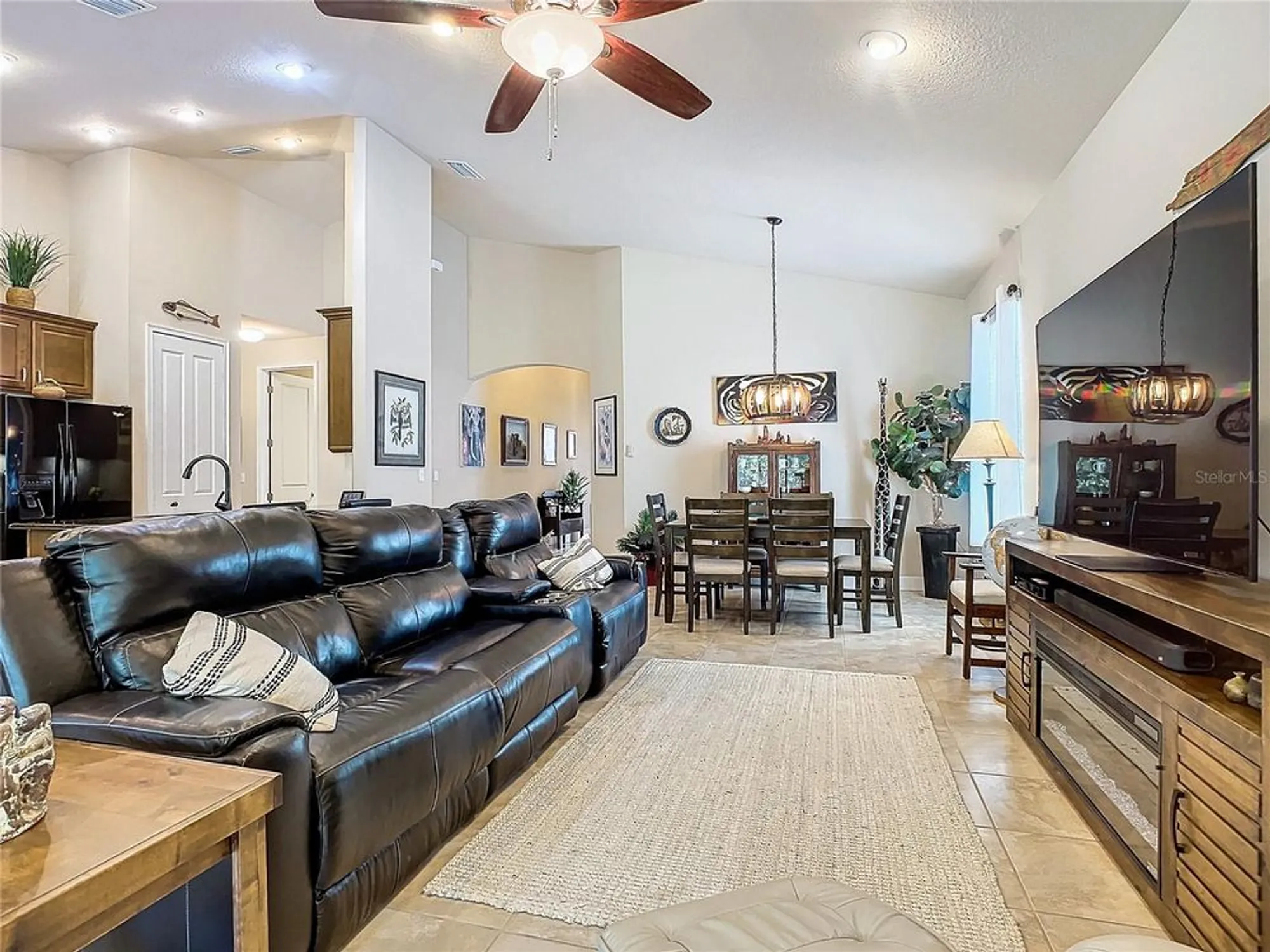 Property Slideshow image 14 of 53 | 645 elk river dr, Ormond Beach, FL, 32174