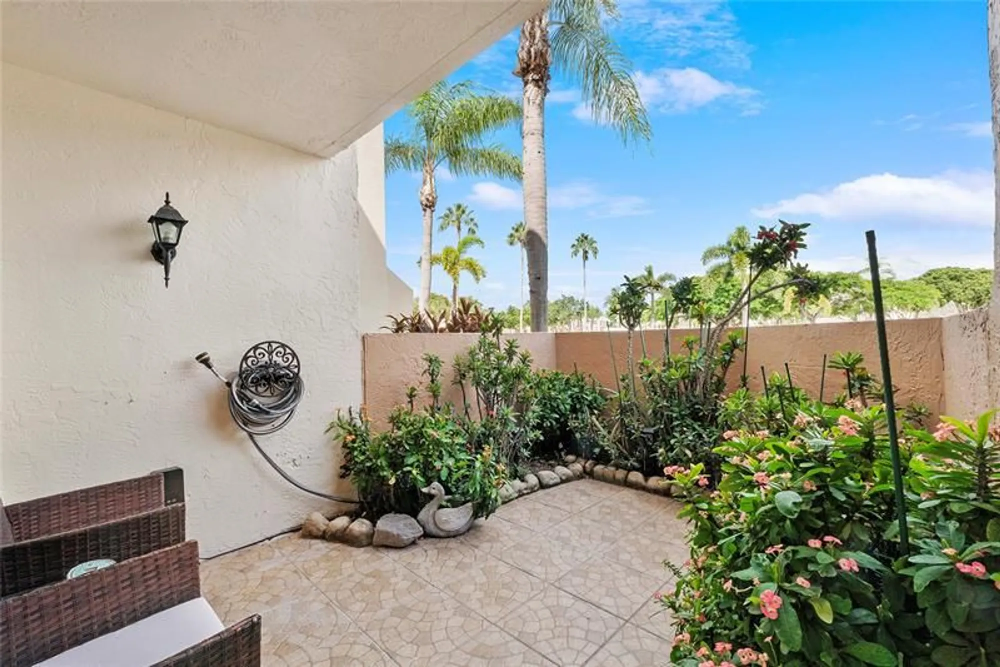Property Slideshow image 28 of 37 | 7219 fairfax dr 110, Tamarac, FL, 33321