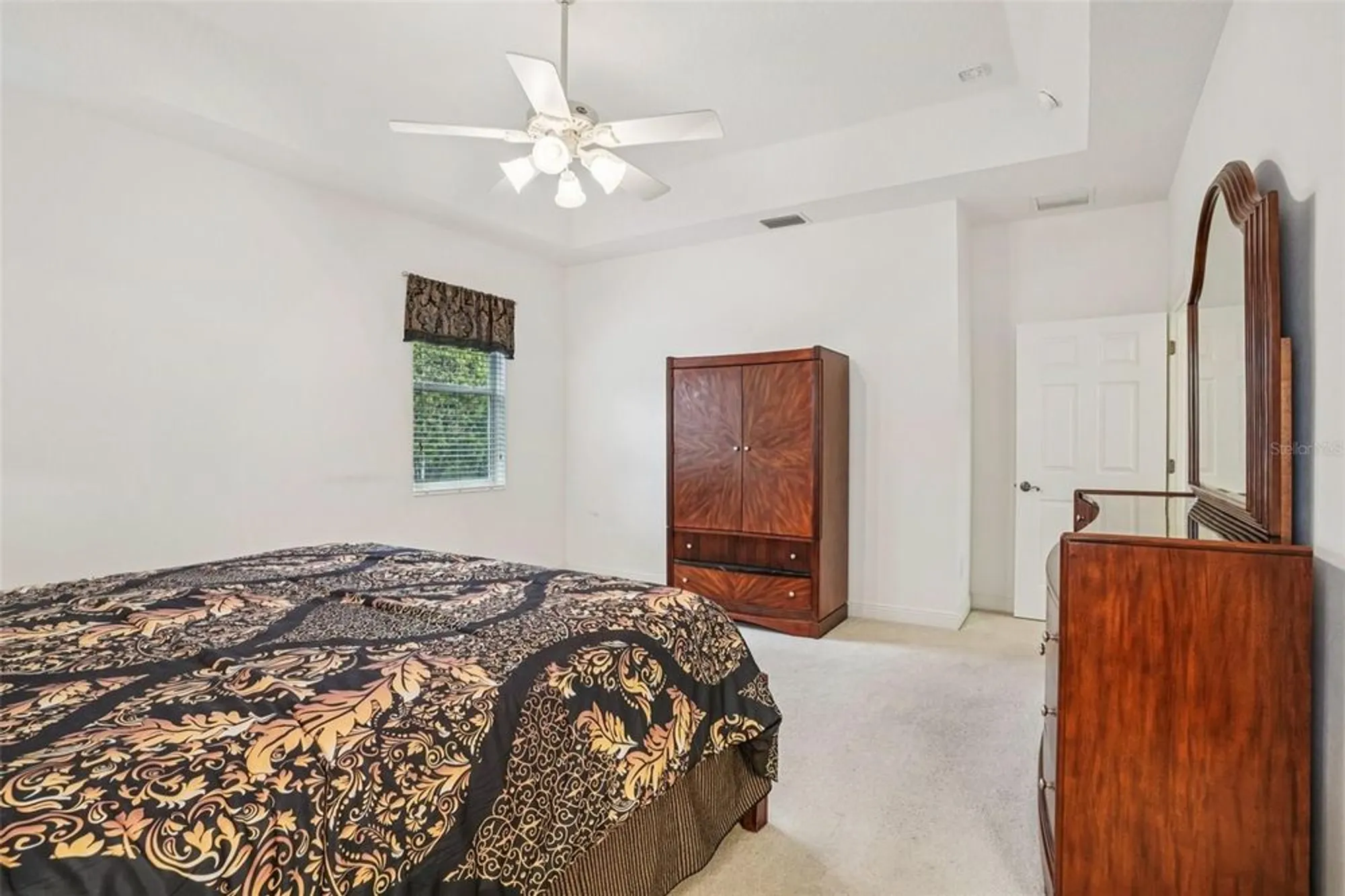 Property Slideshow image 20 of 39 | 1159 isle of palms path, The Villages, FL, 32162