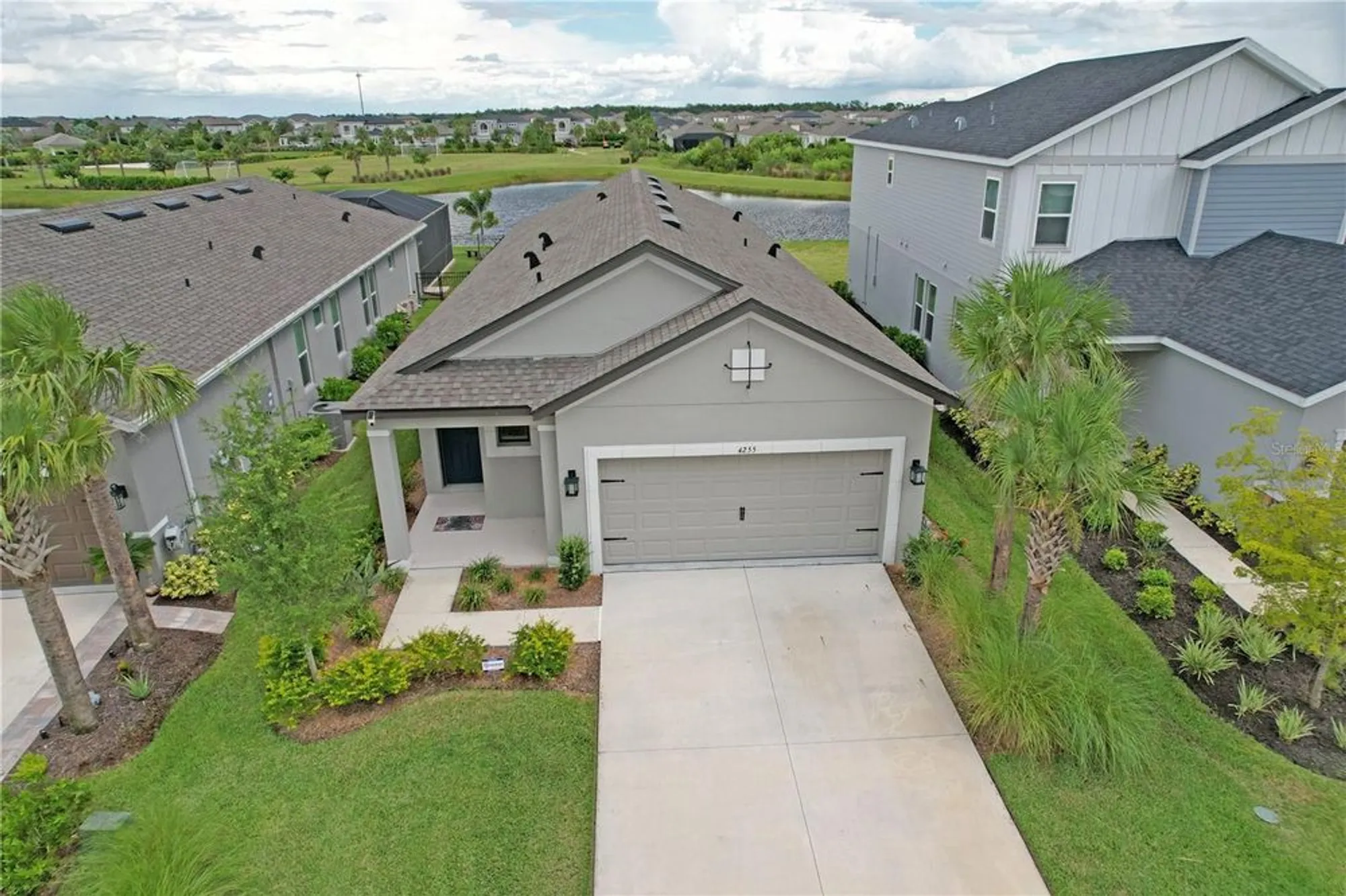 Property Slideshow image 4 of 55 | 4255 pond brook ct, Bradenton, FL, 34211
