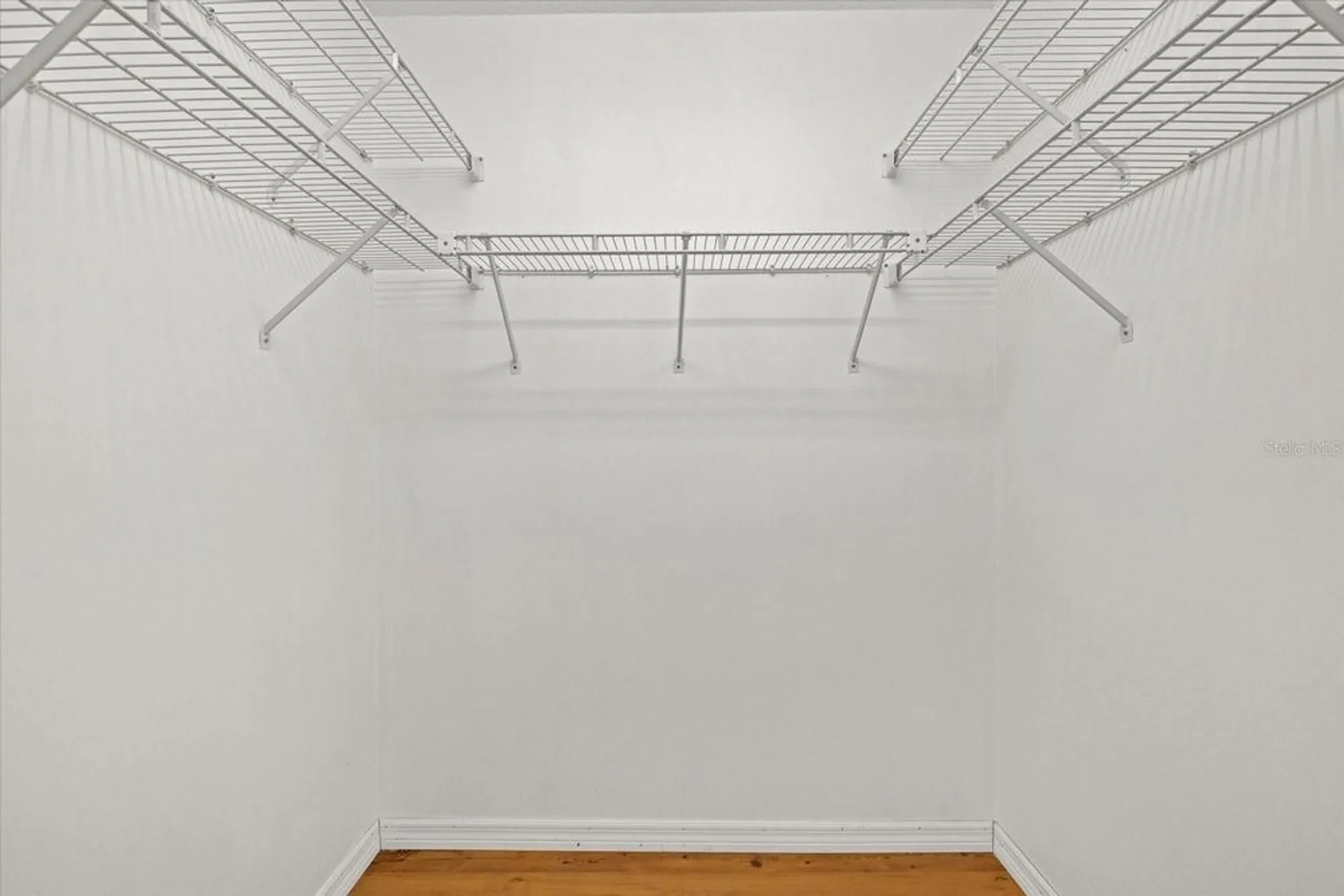 Property Slideshow image 18 of 33 | 7205 wood creek dr 16, Sarasota, FL, 34231